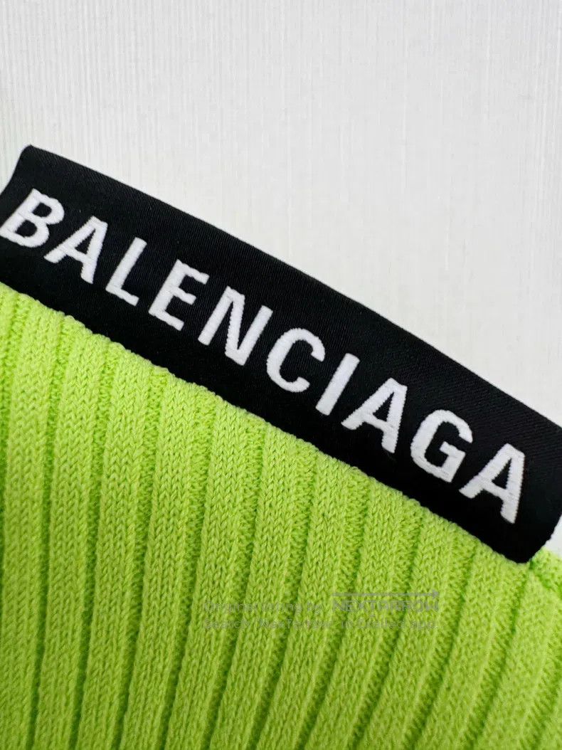 Balenciaga Balenciaga Sweater Size US S / EU 44-46 / 1 - 3 Thumbnail