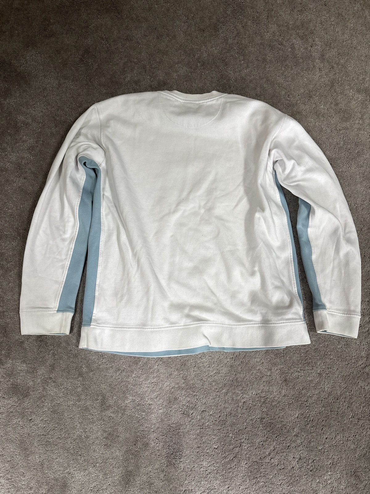 Nike Vintage White and Blue Nike Crewneck Size US L / EU 52-54 / 3 - 2 Thumbnail
