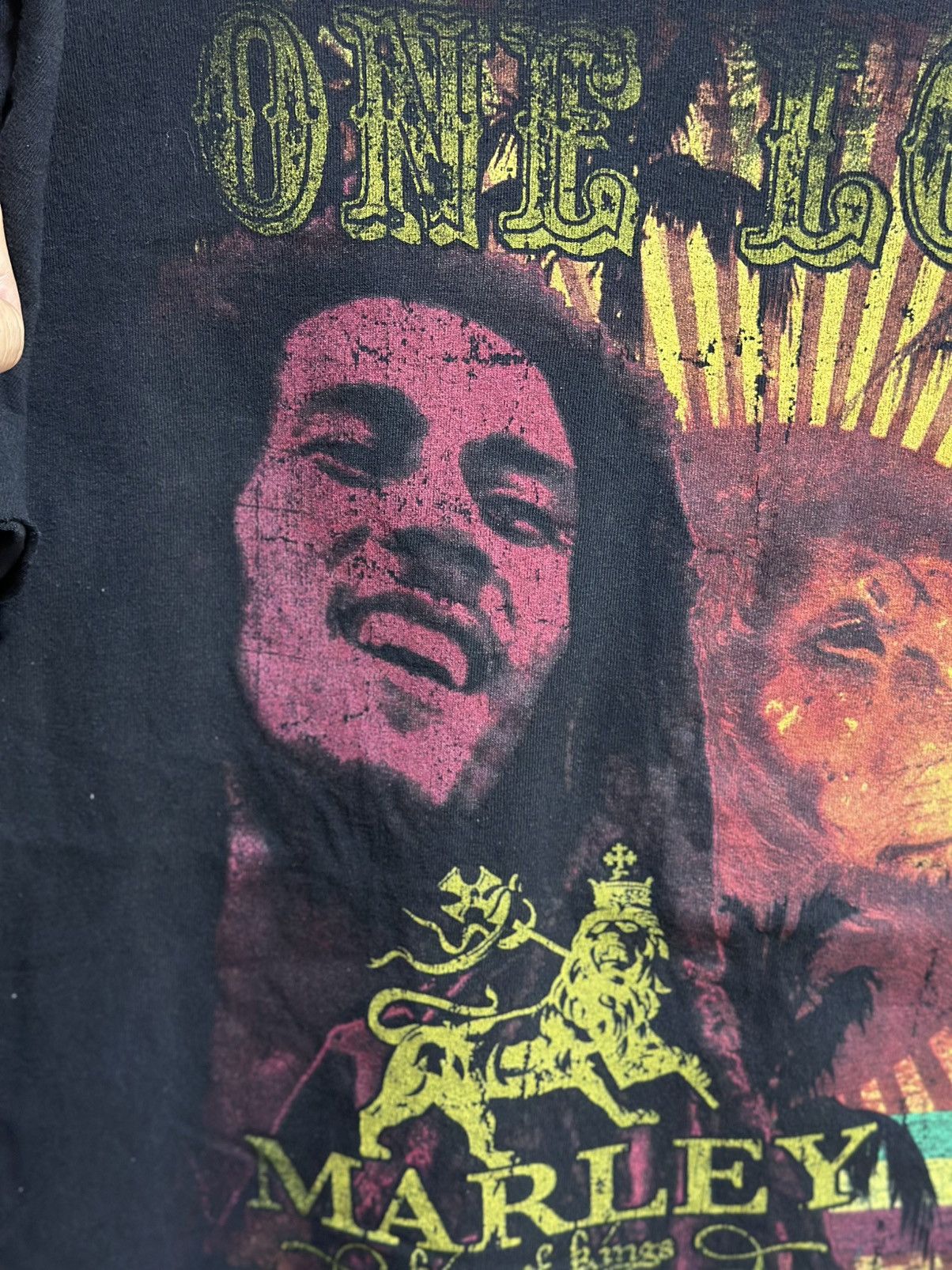 Band Tees × Bob Marley × Vintage Vintage Bob Marley One Love Distress Tee Size US XL / EU 56 / 4 - 2 Thumbnail