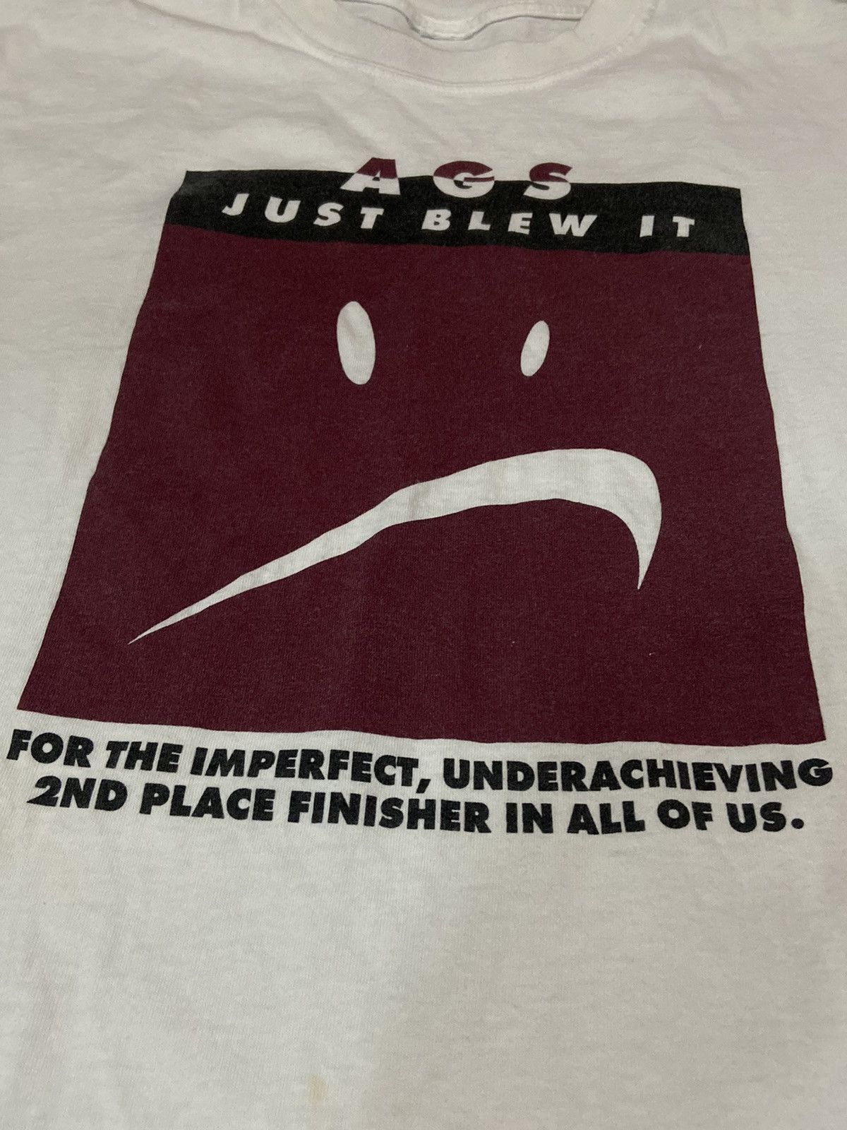 Vintage Vintage just blew it just hook’EM white t-shirt XL Size US XL / EU 56 / 4 - 6 Thumbnail