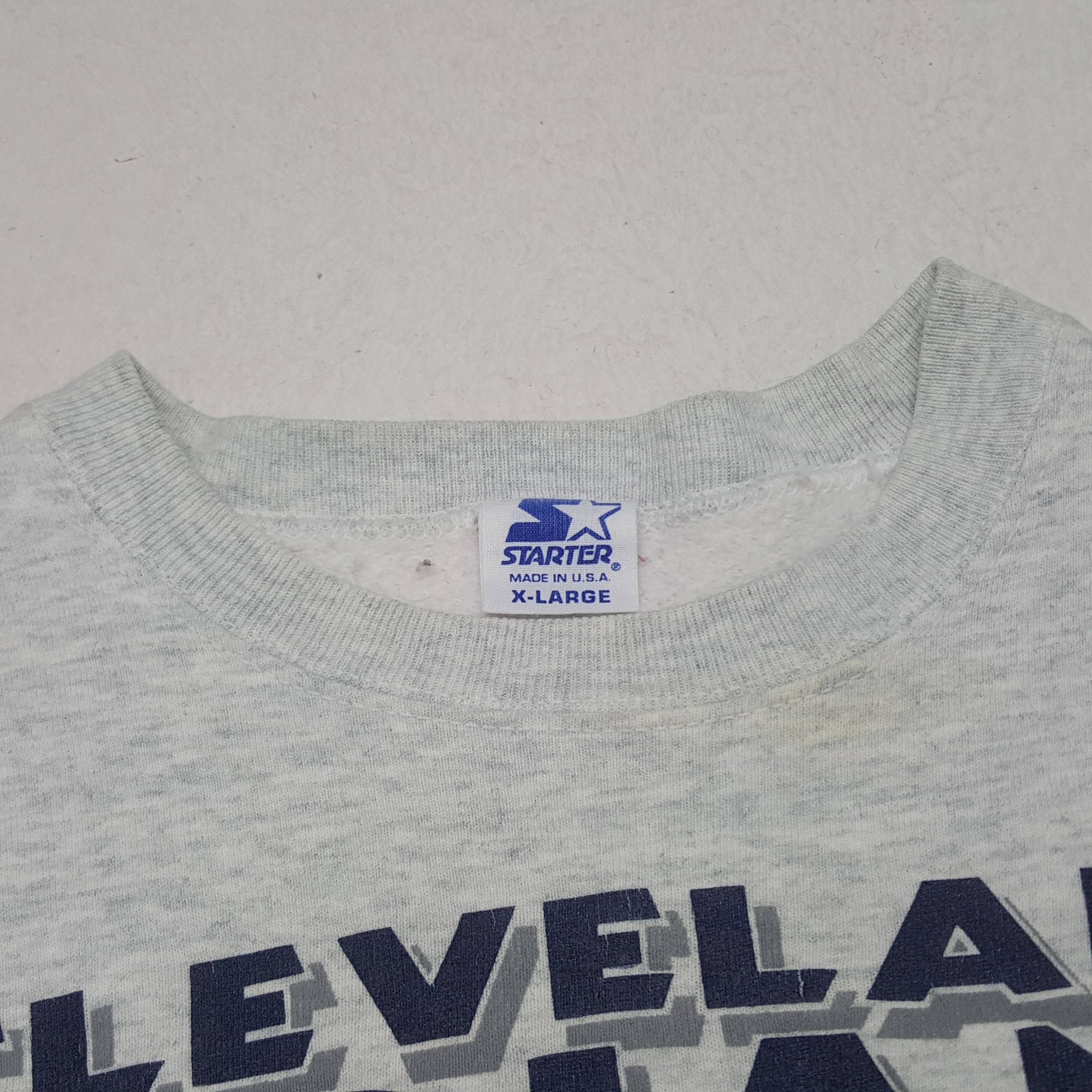 NFL × Starter × Vintage Vintage Cleveland Indians American Football Team Sweatshirt Size US L / EU 52-54 / 3 - 5 Thumbnail
