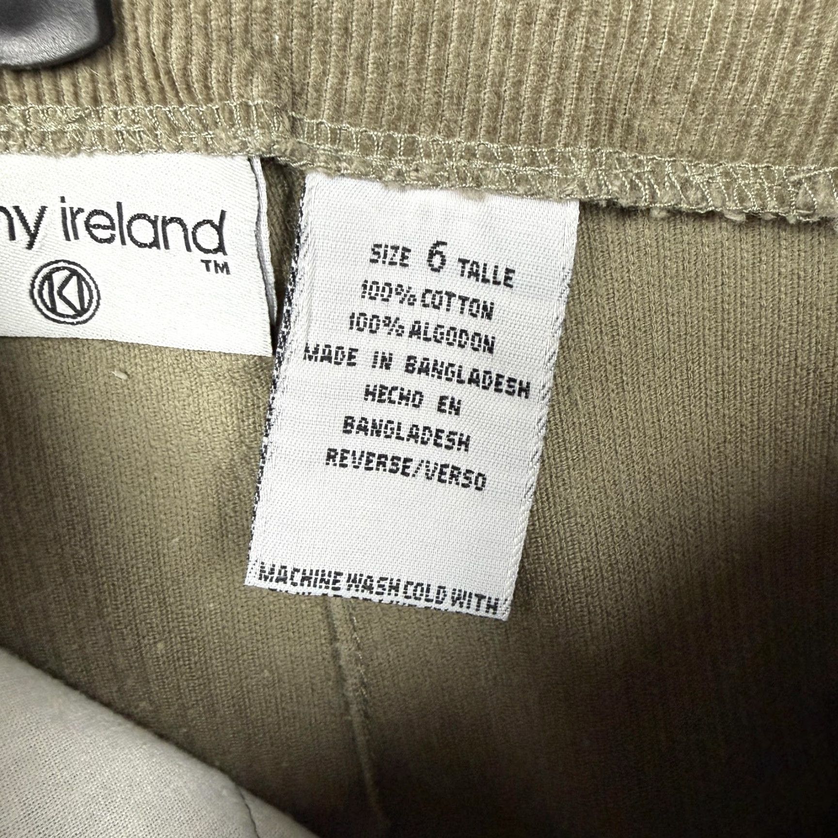 Vintage VTG Kathy Ireland Skirt 6 Tall Green Corduroy Knee Length Vintage Women’s Size 28" / US 6 / IT 42 - 7 Thumbnail