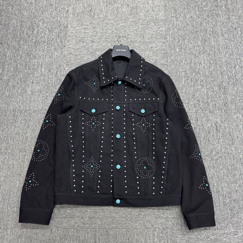 Louis Vuitton Louis Vuitton Denim Jacket with Studs Size US L / EU 52-54 / 3 - 1 Thumbnail