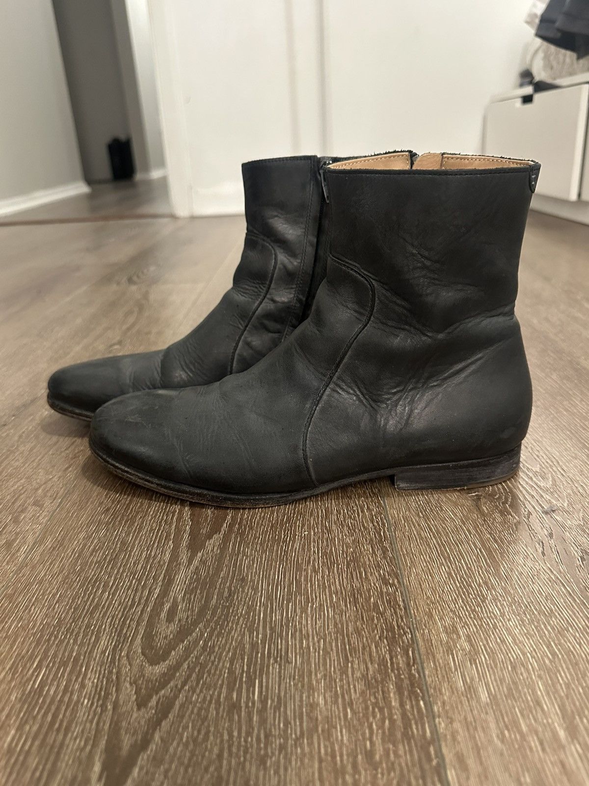 H&M MARGIELA LEATHER ZIPPED BOOT 40 (FIT 41)