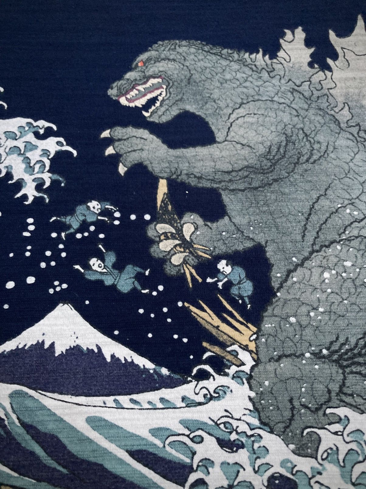 Japanese Brand × Vintage Vintage 2000s Godzilla Tee Size US M / EU 48-50 / 2 - 10 Thumbnail