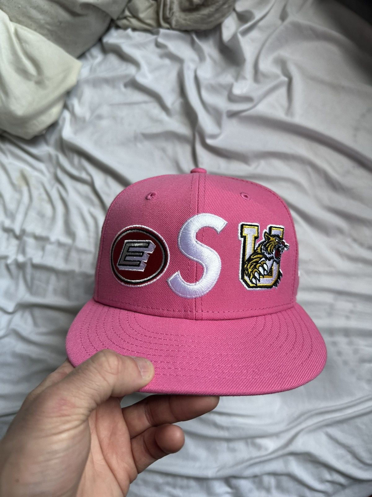 野球 Supreme Mascots S Logo Fitted Cap ピンク