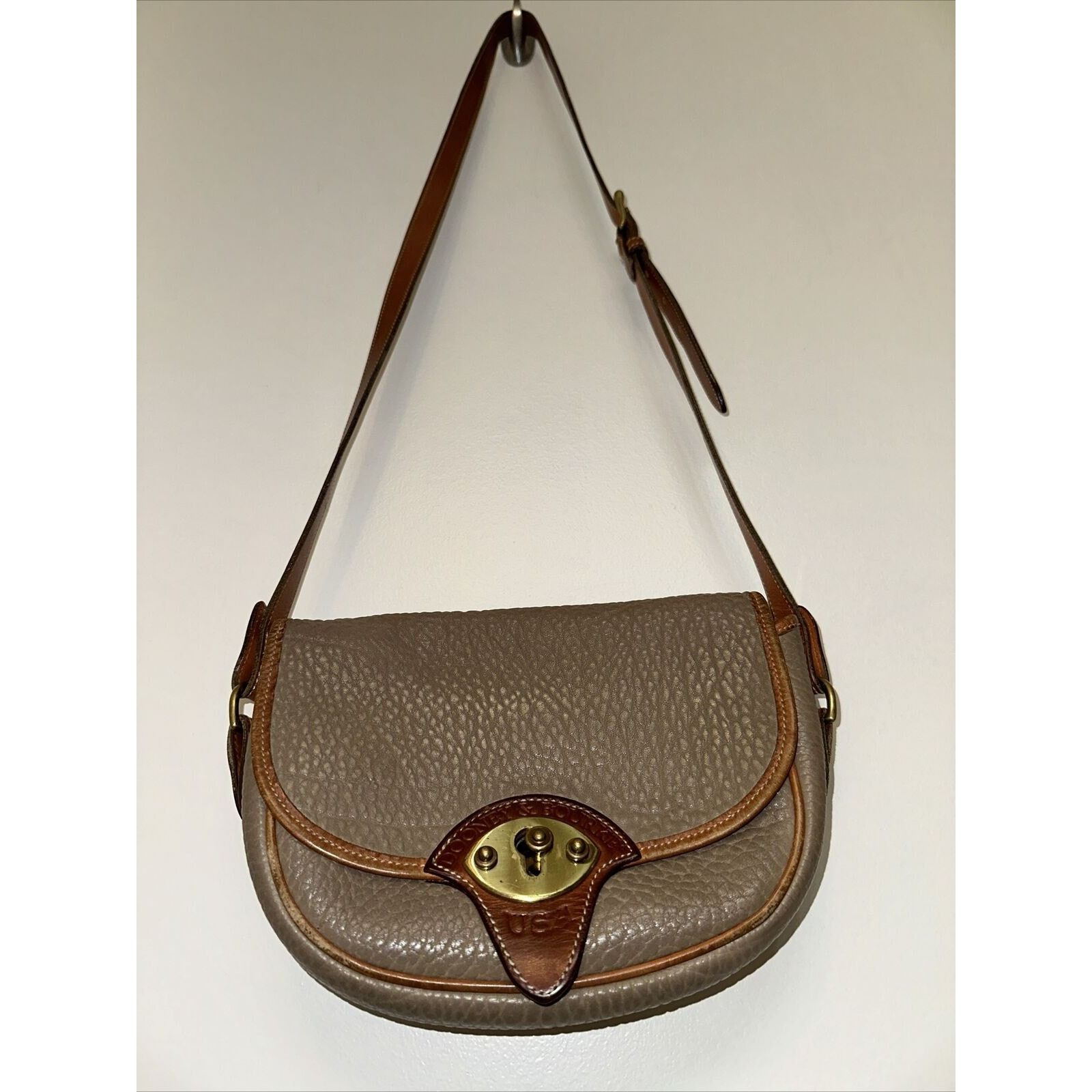 Dooney & Bourke Vtg Dooney & Bourke Cavalry Trooper Shoulder Bag Crossbody Size ONE SIZE - 12 Thumbnail
