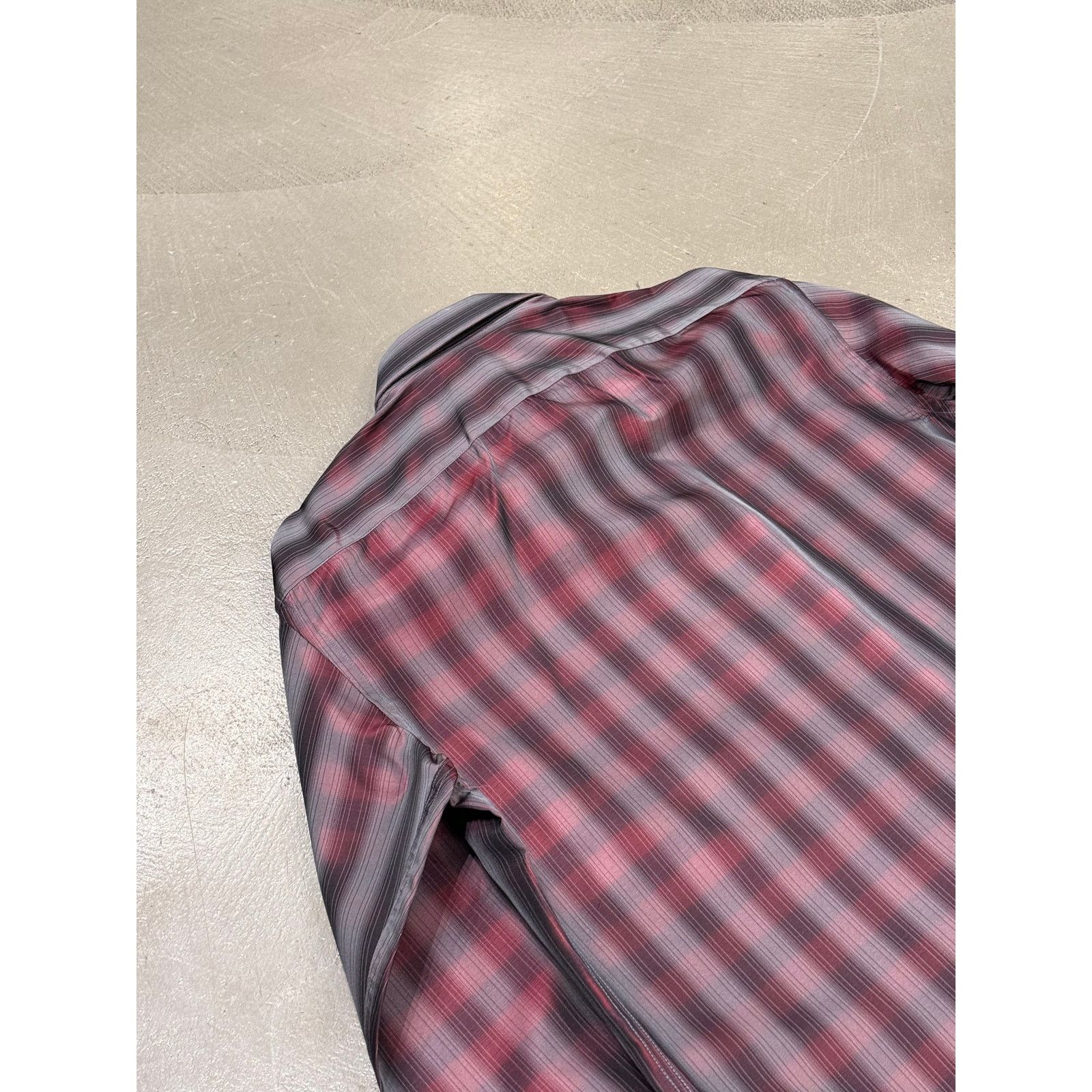 Gucci 1997 Gucci by Tom Ford iridescent checkered shirt Size S / US 4 / IT 40 - 5 Thumbnail