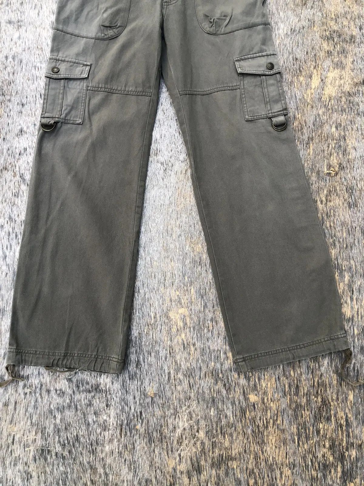 Beauty Beast × Japanese Brand Very Rare Cargo Multipocket Tactical Utility W28 x L36.5 Size US 28 / EU 44 - 3 Thumbnail