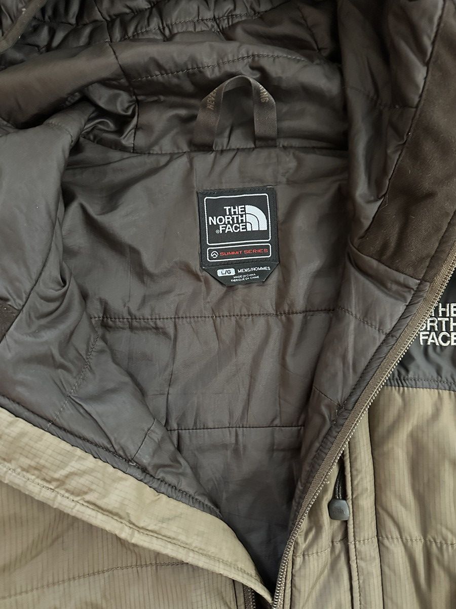The North Face VTG The North Face Summit Series Jacket Size US L / EU 52-54 / 3 - 3 Thumbnail