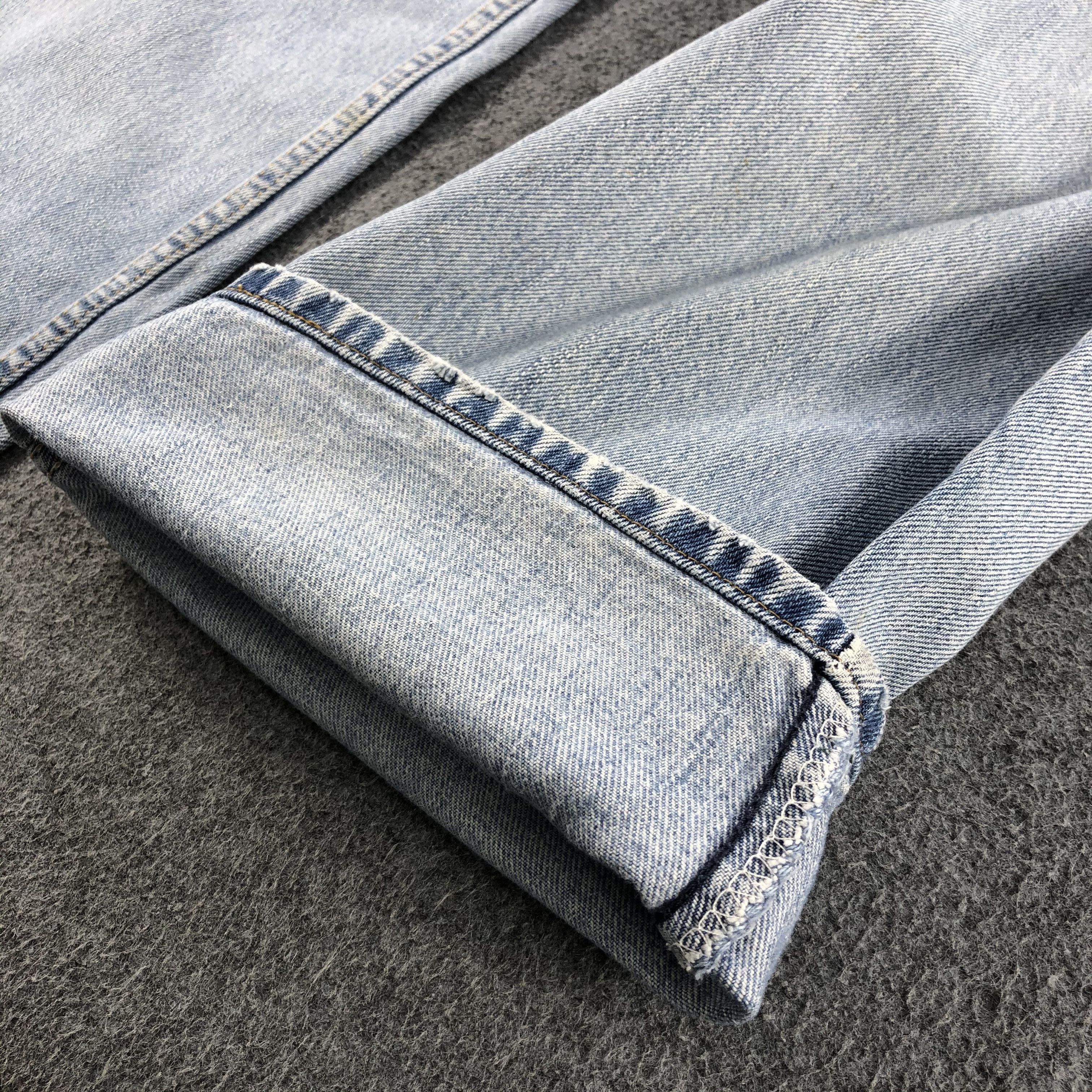 Levi's Vintage Light Wash Levis 550 Jeans-J1256 Size US 41 - 7 Thumbnail