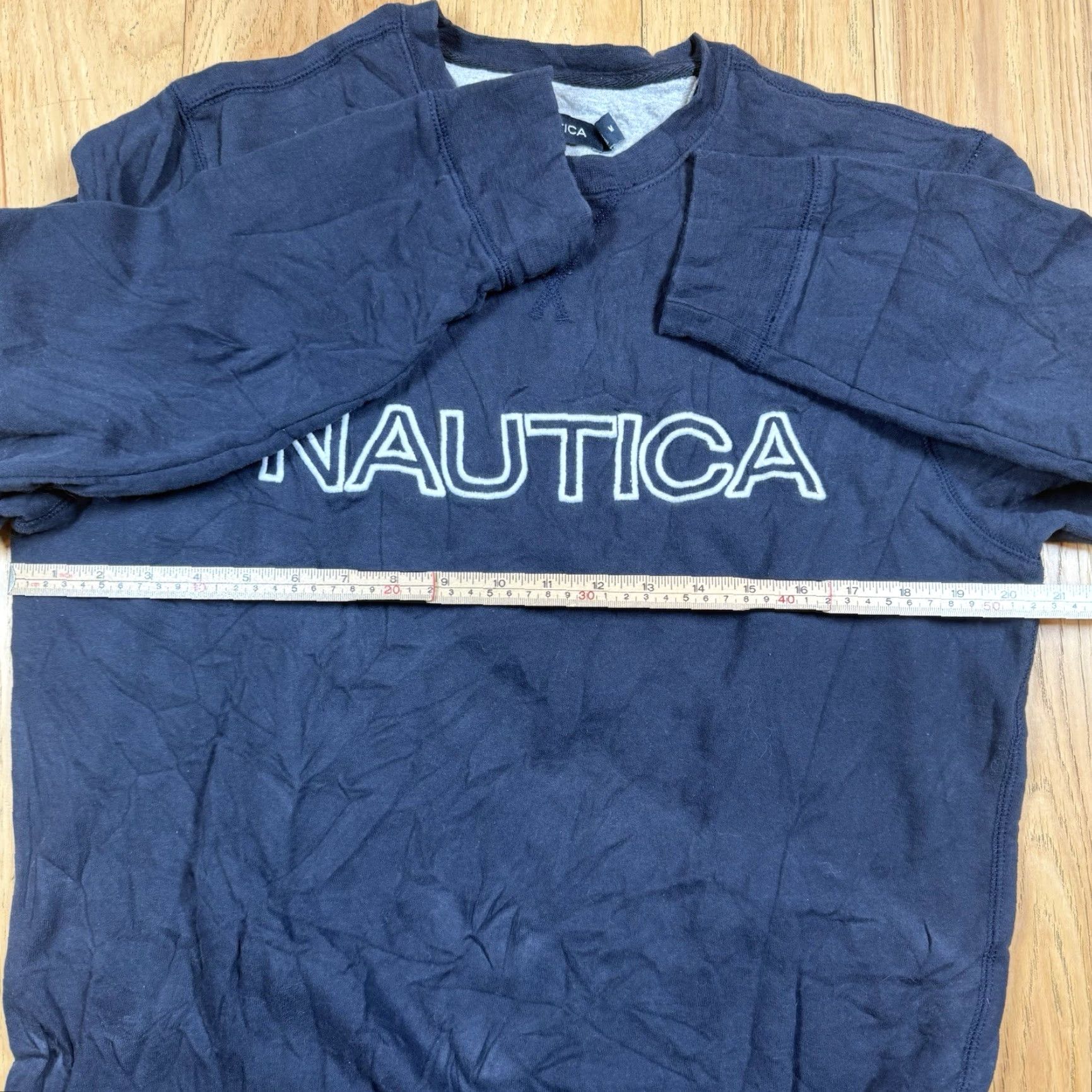 Nautica VINTAGE Nautica Sweatshirt Crewneck Mens Medium Blue Embroidered Sweatshirt? Size US M / EU 48-50 / 2 - 6 Thumbnail