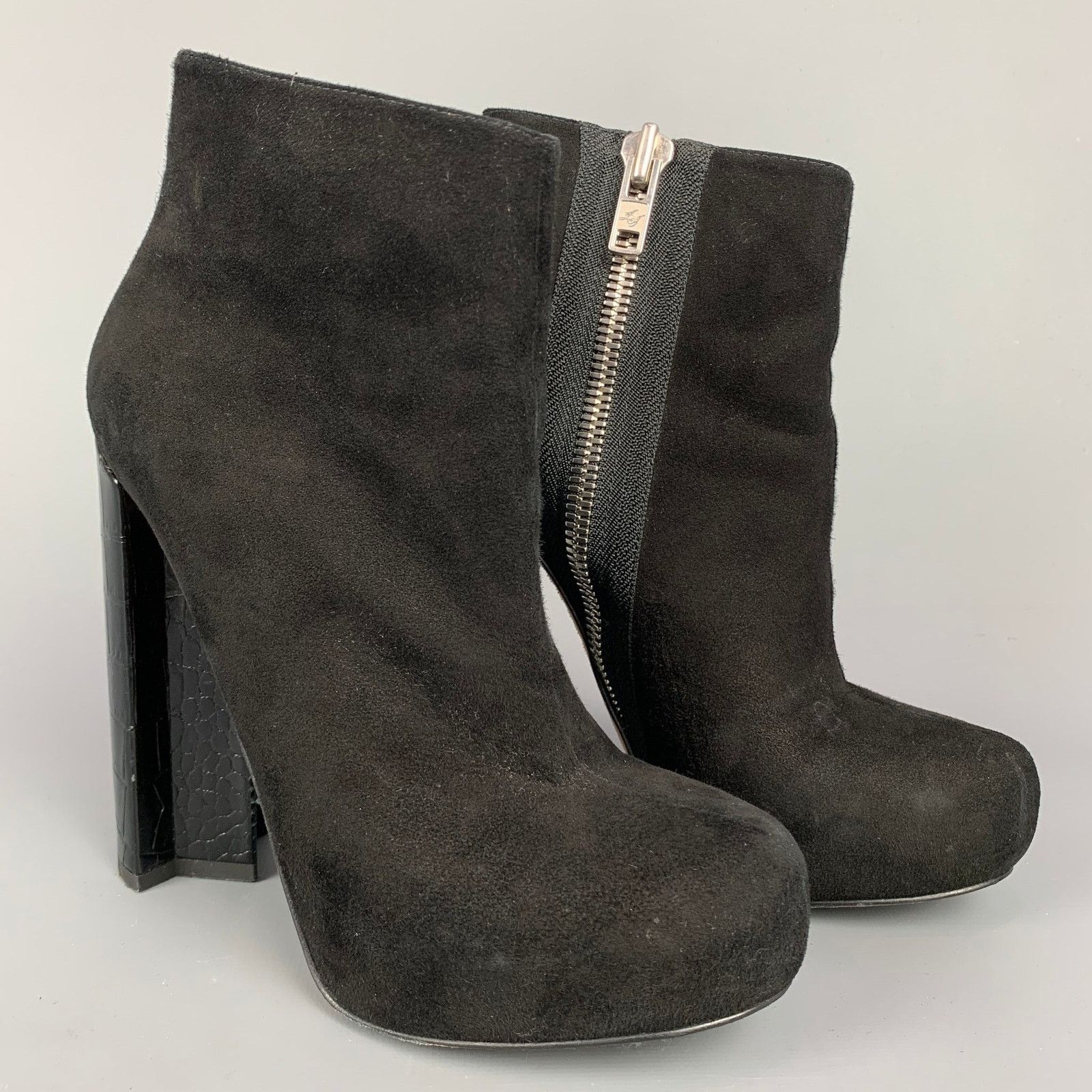 Alejandro Ingelmo ALEJANDRO INGELMO Size 5.5 Black Suede Platform Ankle Boots Size US 5.5 / IT 35.5 - 2 Thumbnail