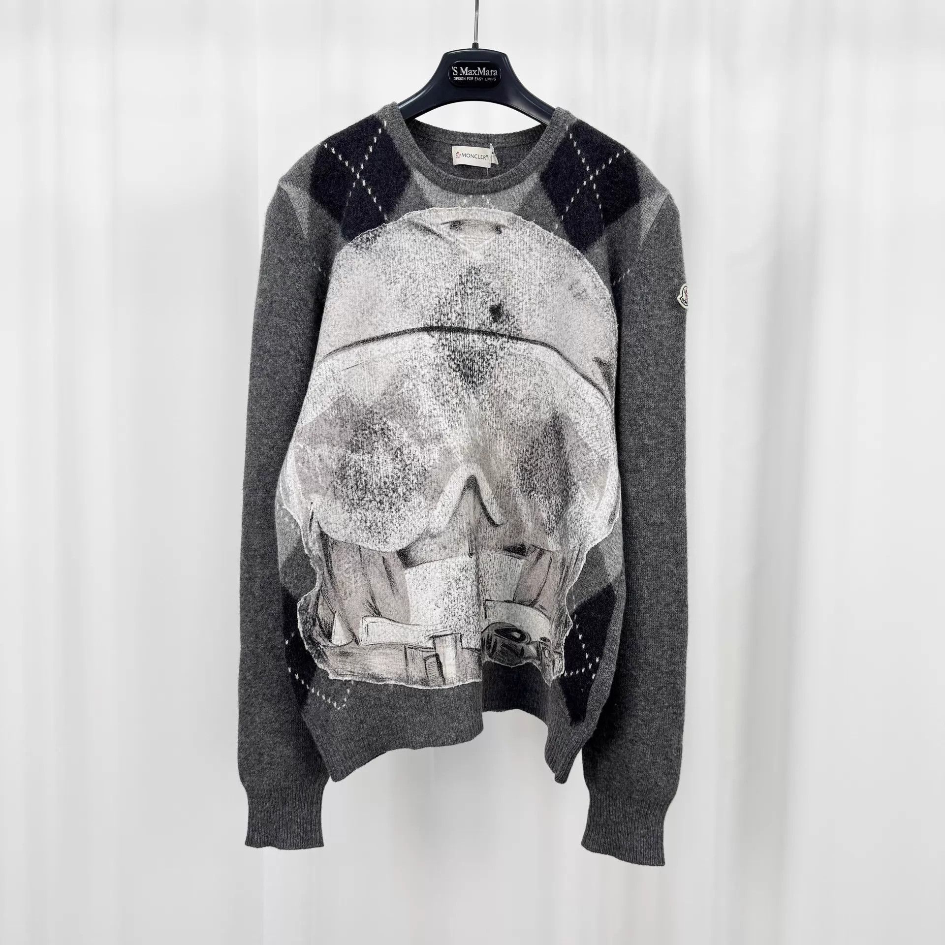 Moncler Moncler Embroidered Logo Wool Knit Sweater L 95new Size L / US 10 / IT 46 - 1 Thumbnail
