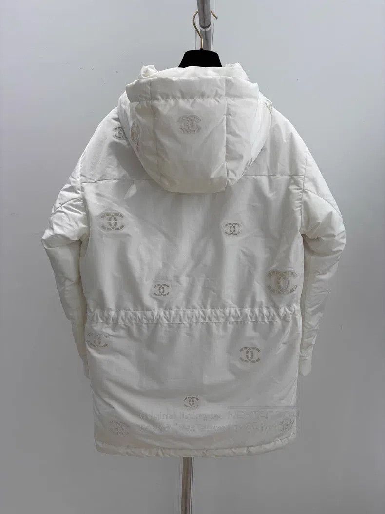 Chanel Chanel Ski white double c logo down jacket Size XXS / US 00 / IT 34 - 2 Thumbnail