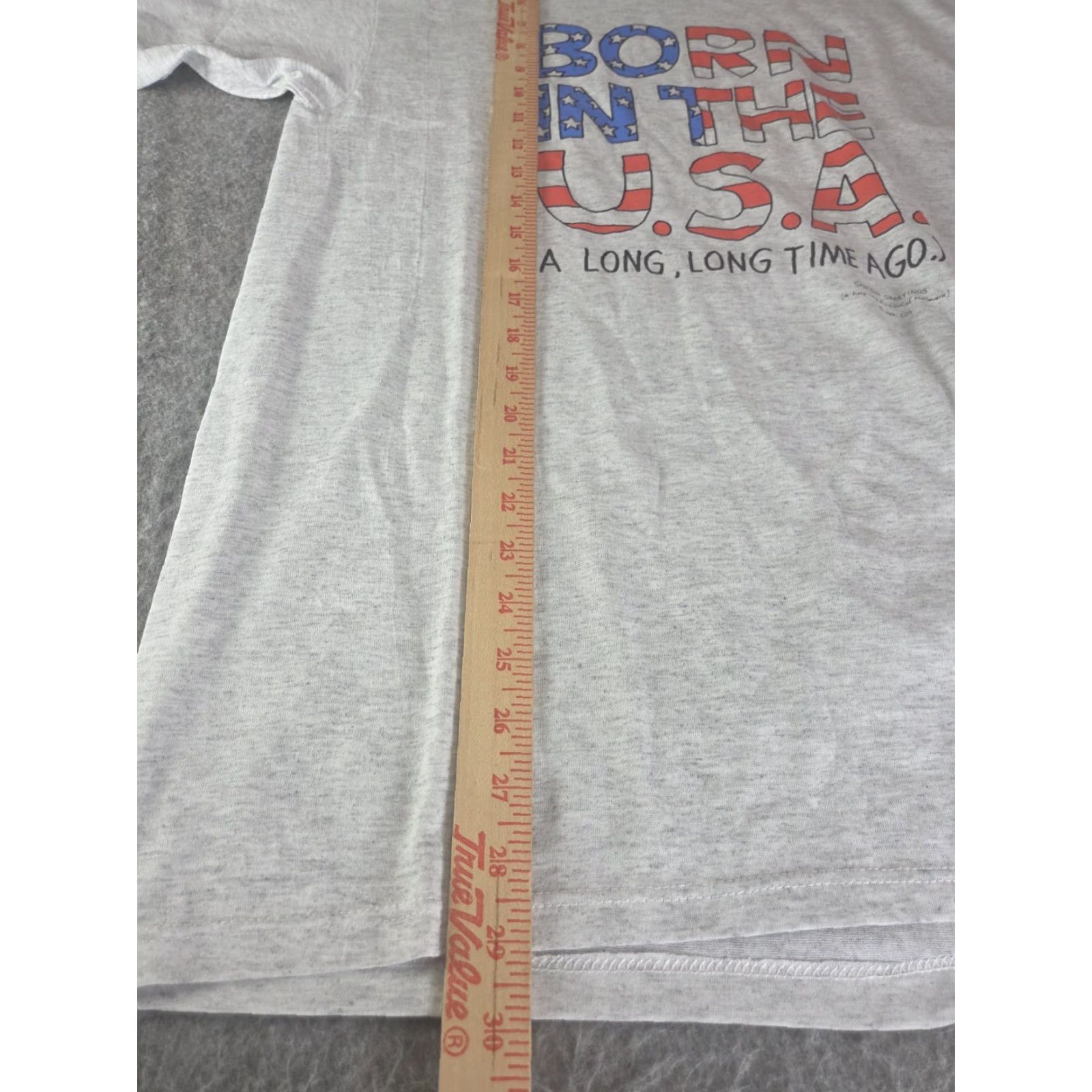 Born VINTAGE Shoebox Greetings T-Shirt 80s Patriotic USA Crew Neck Short Sleeve Gray L Unisex Adults Mens Womens Size US L / EU 52-54 / 3 - 8 Thumbnail