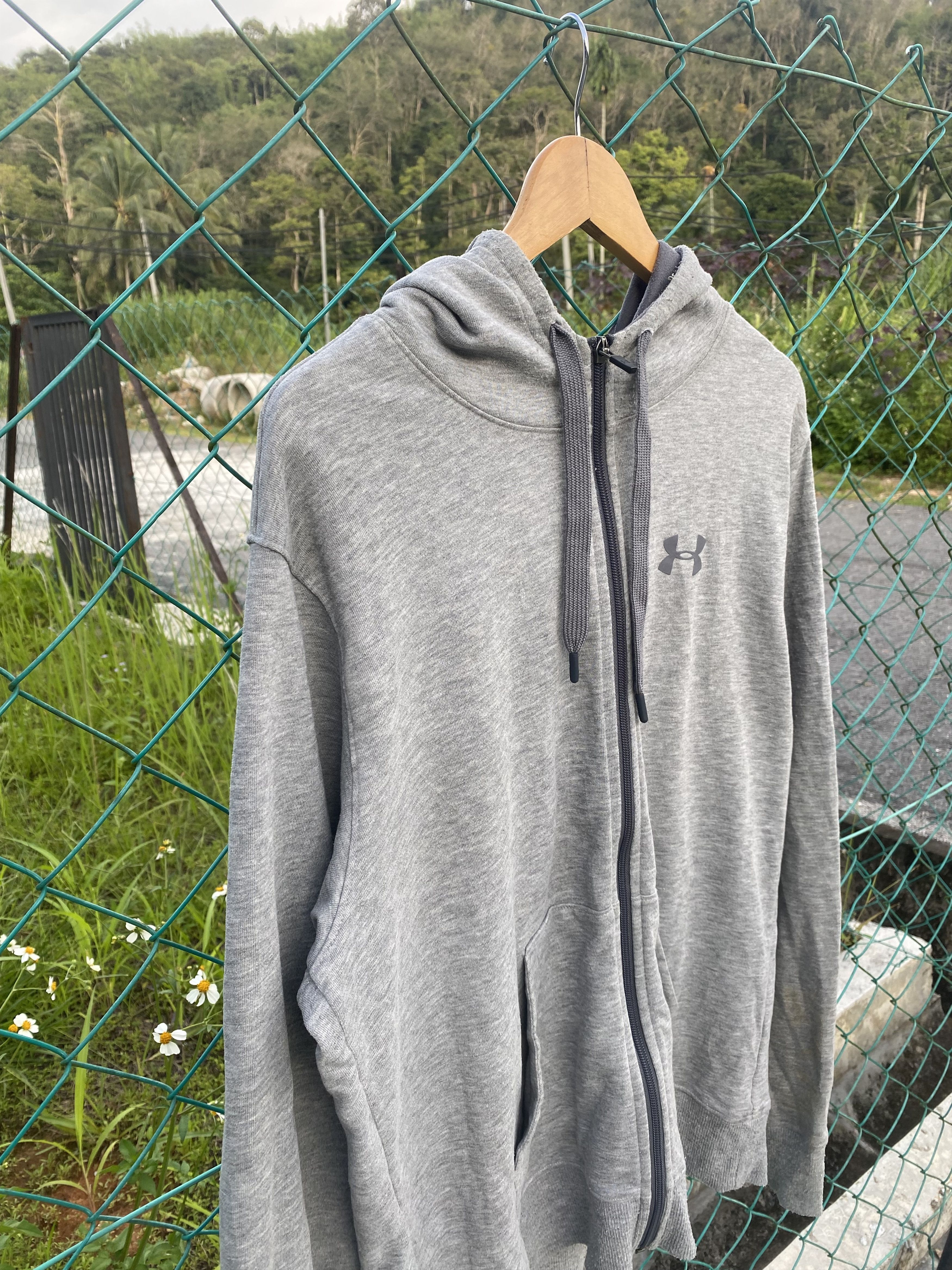 Under Armour ⚡️Steals⚡️Under Armour big logo zip up hoodies Size US XL / EU 56 / 4 - 3 Thumbnail