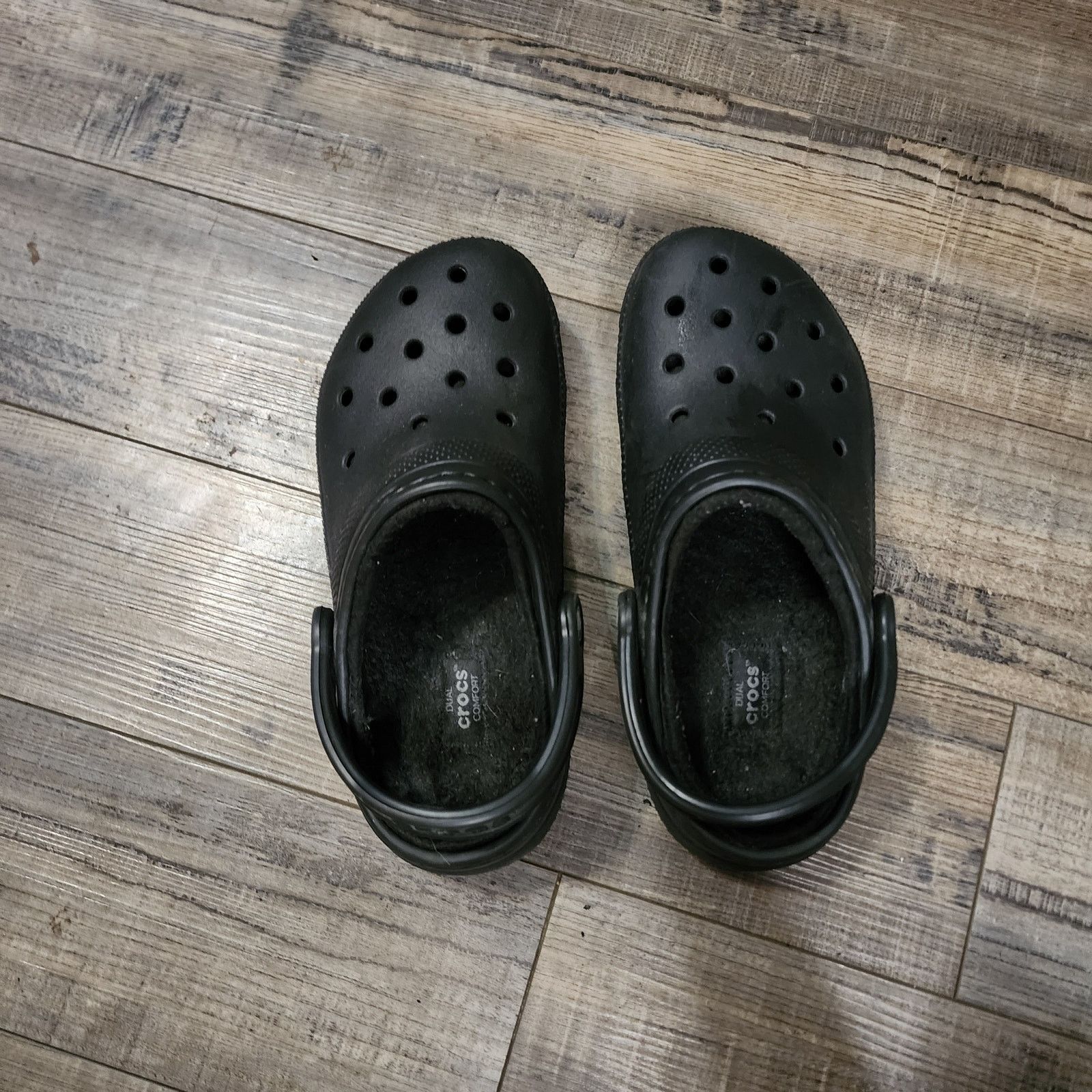 Crocs Crocs Dual Comfort Fleece Lined Black Clogs M-5, W-7 Size US 7 / IT 37 - 1 Thumbnail
