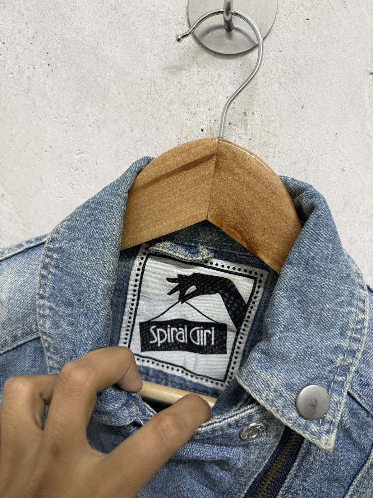 If Six Was Nine 2000s Spiral Girl Asymmetrical Zip Distressed Denim Jacket Size M / US 6-8 / IT 42-44 - 7 Thumbnail