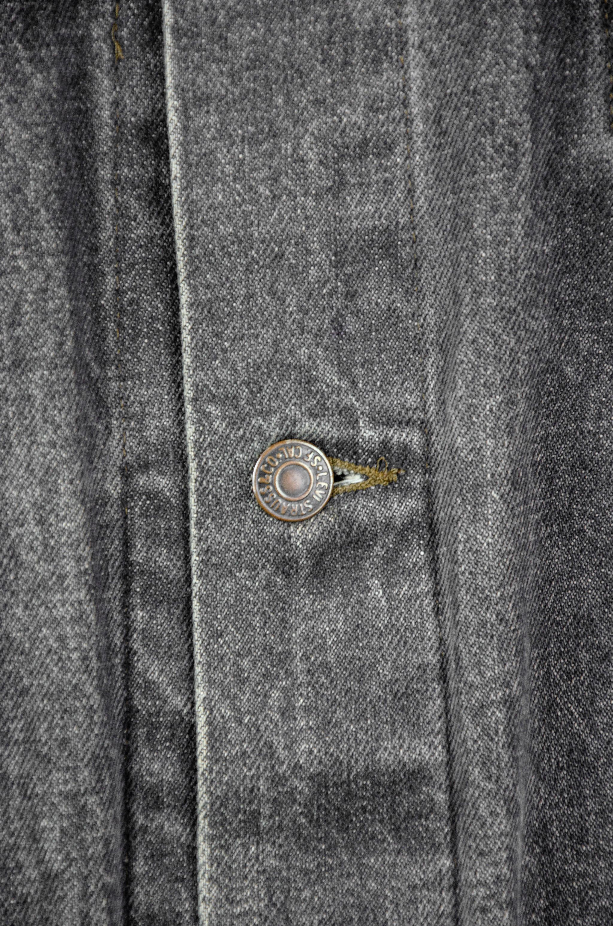Levi's Levi’s Vintage Grey Denim Trucker Jacket – Size L Size L / US 10 / IT 46 - 6 Thumbnail