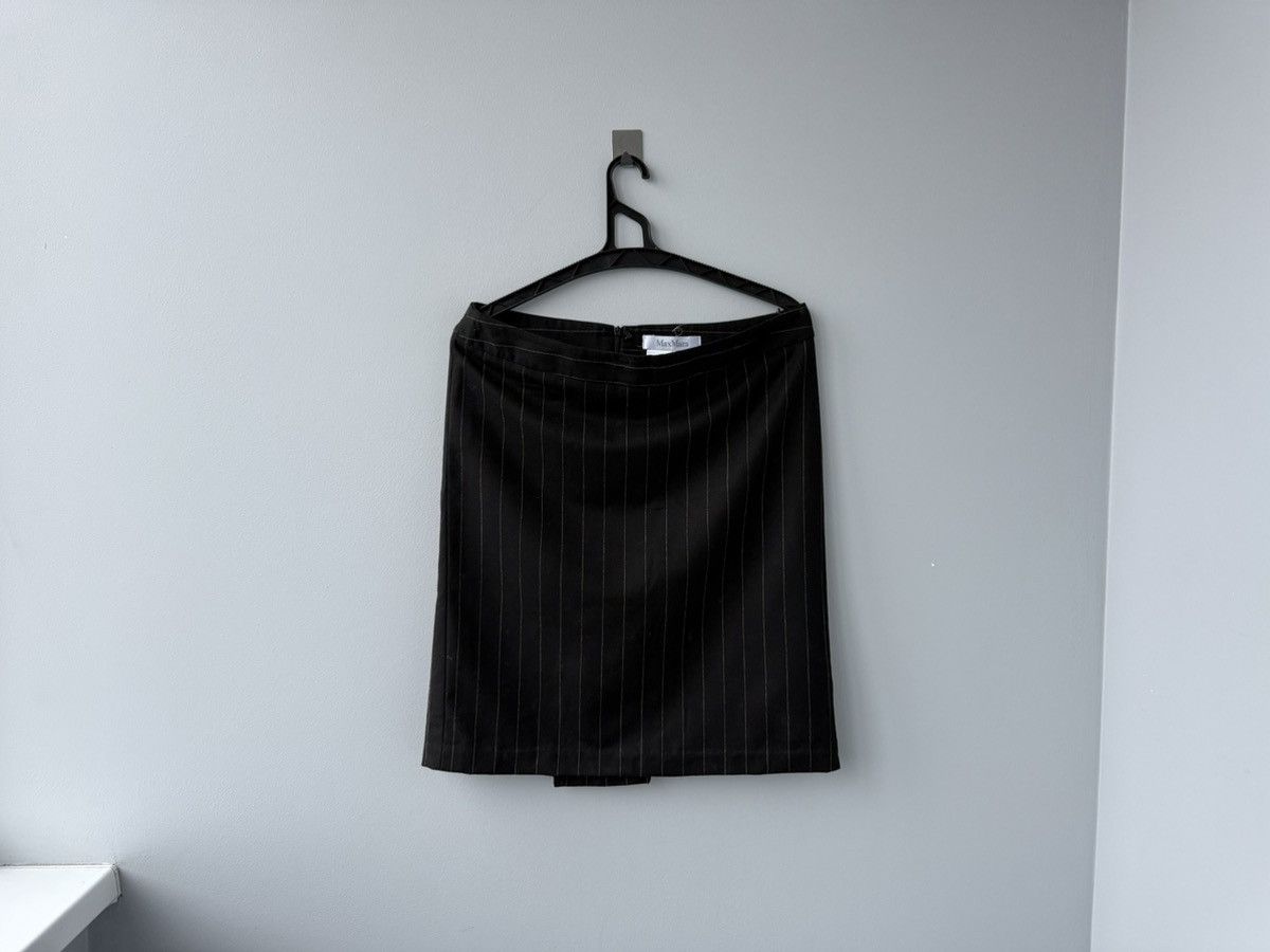 Max Mara Max Mara Wool Skirt Size 27" / US 4 / IT 40 - 1 Thumbnail