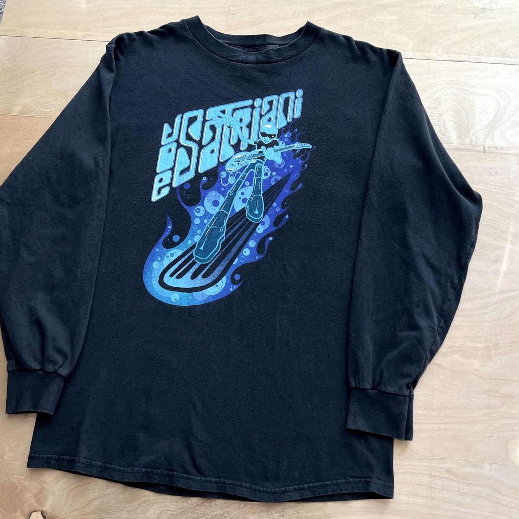 Vintage VINTAGE Joe Satriani Silver Surfer Shirt L 90s Rock Band Music Long Sleeve Graphic Size US L / EU 52-54 / 3 - 7 Thumbnail