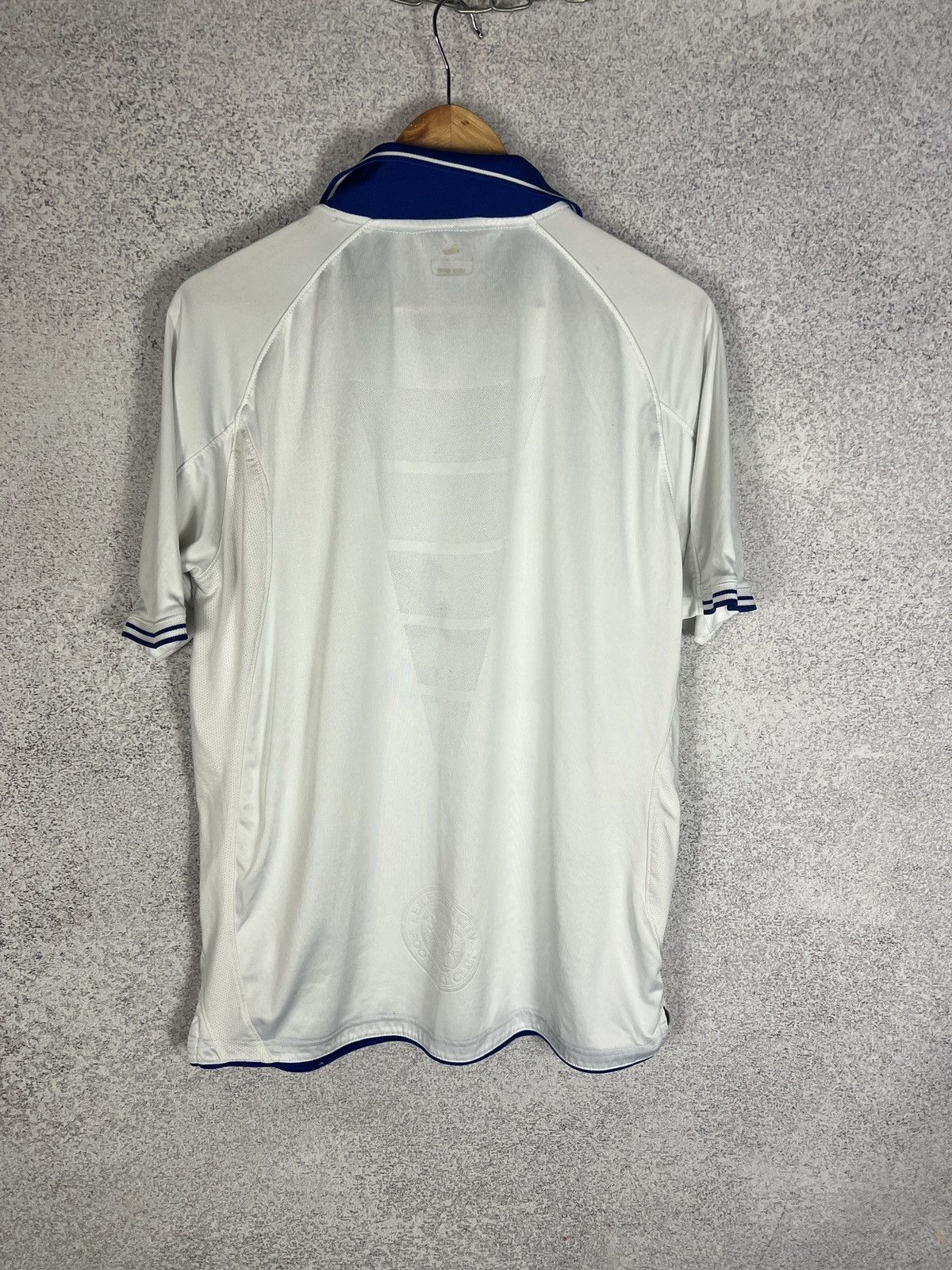 Vintage FC Leicester Signed 2011 2012 Away Burda Soccer Jersey Shirt Size US L / EU 52-54 / 3 - 7 Thumbnail