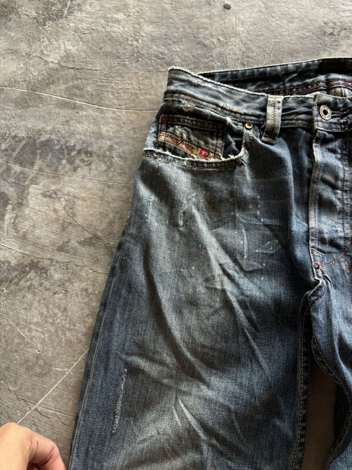 Diesel DIESEL distressed jeans rusty wash splatter punk grunge goth Size US 29 - 10 Thumbnail