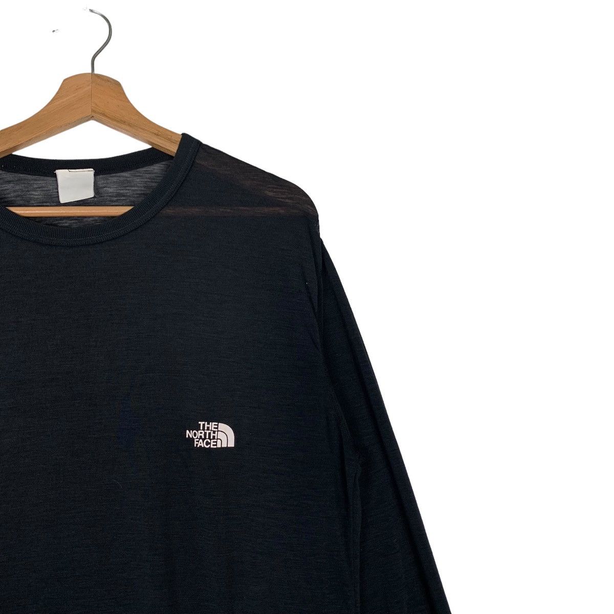 The North Face TNF Embroidery Small Logo Long Sleeve Thin Tees #0346-C16 Size US L / EU 52-54 / 3 - 6 Thumbnail