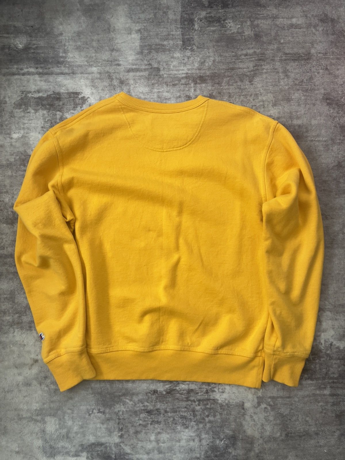 Champion Vintage Champion Longsleeve Yellow Sweater Size US M / EU 48-50 / 2 - 2 Thumbnail