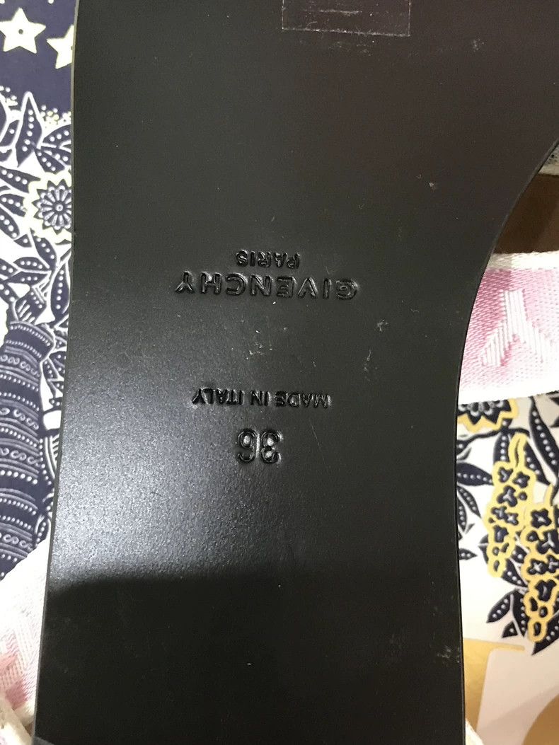 Other Givenchy Sise36 Pink logo magic tape strap sandals, size 36 Size US 7 / EU 40 - 7 Thumbnail