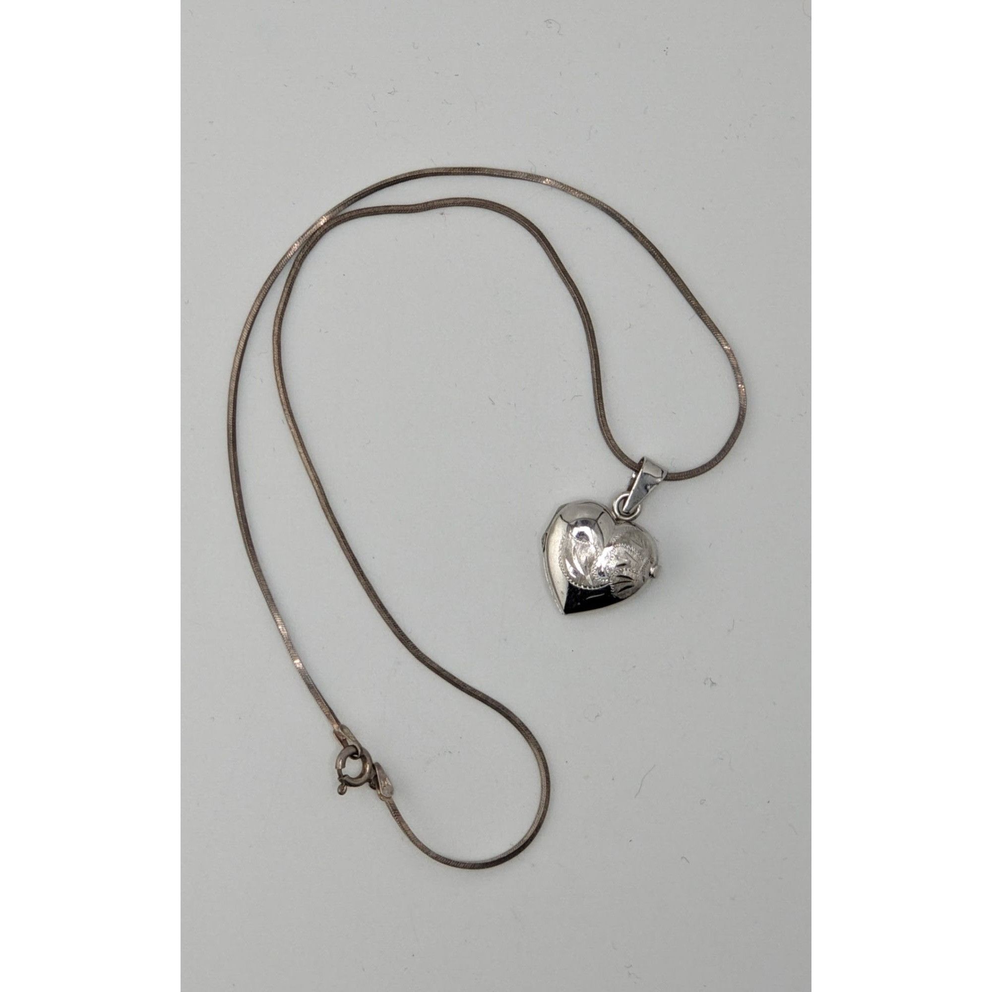 Other Vintage Engraved Sterling Silver Heart Locket Necklace Size ONE SIZE - 7 Thumbnail