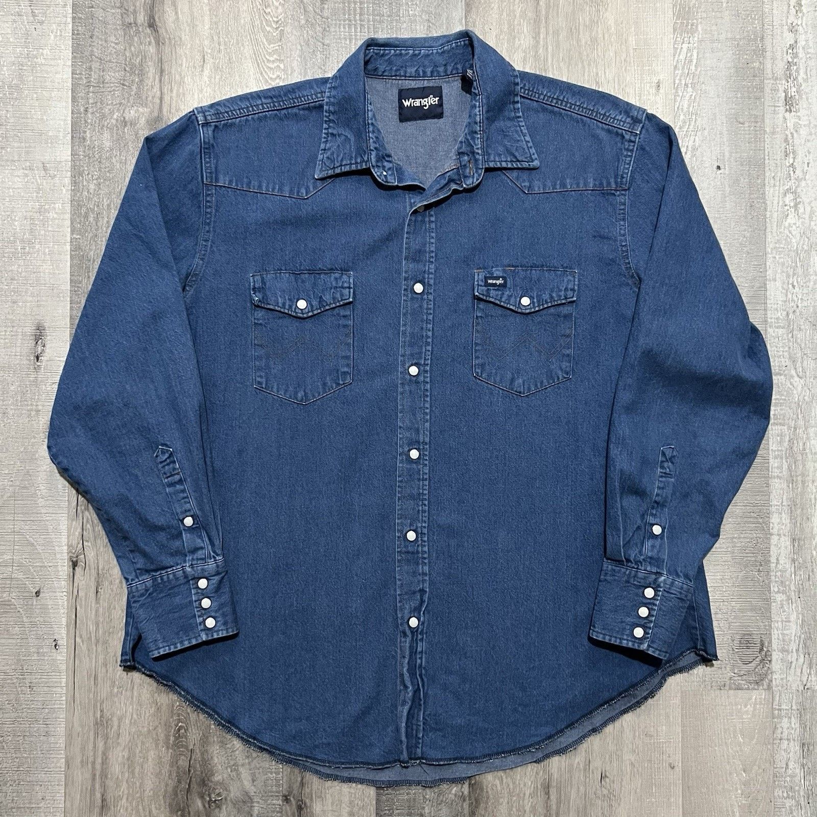 VTG Wrangler Heavy Denim Pearl Snap Western Shirt Mens Rodeo