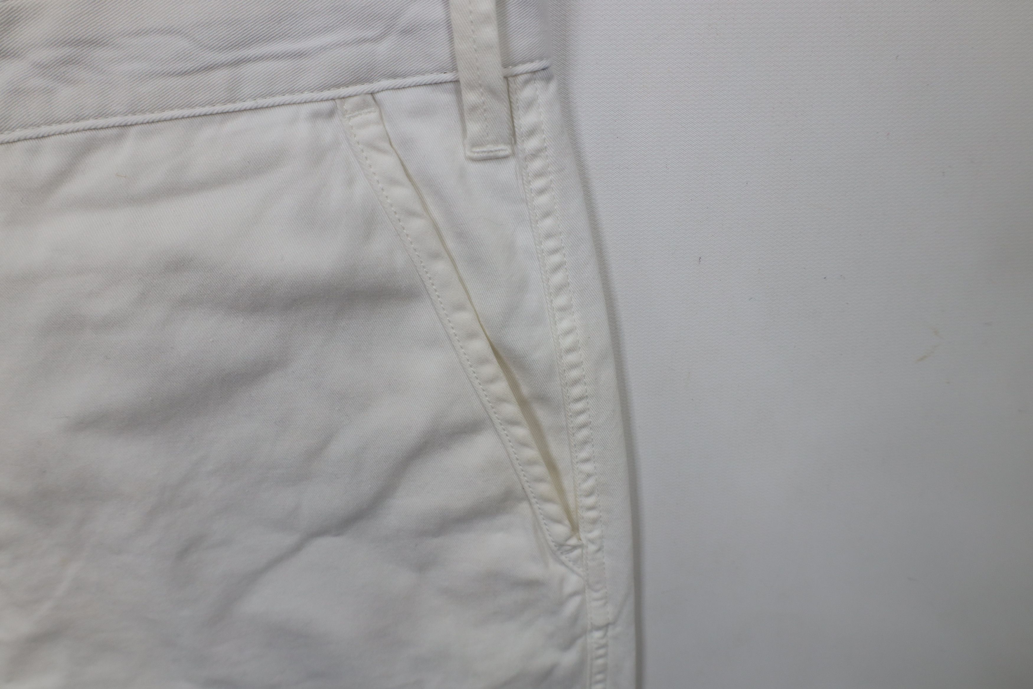Ralph Lauren × Vintage Vintage Ralph Lauren Relaxed Fit Chino Shorts White Cotton Size US 36 / EU 52 - 14 Thumbnail