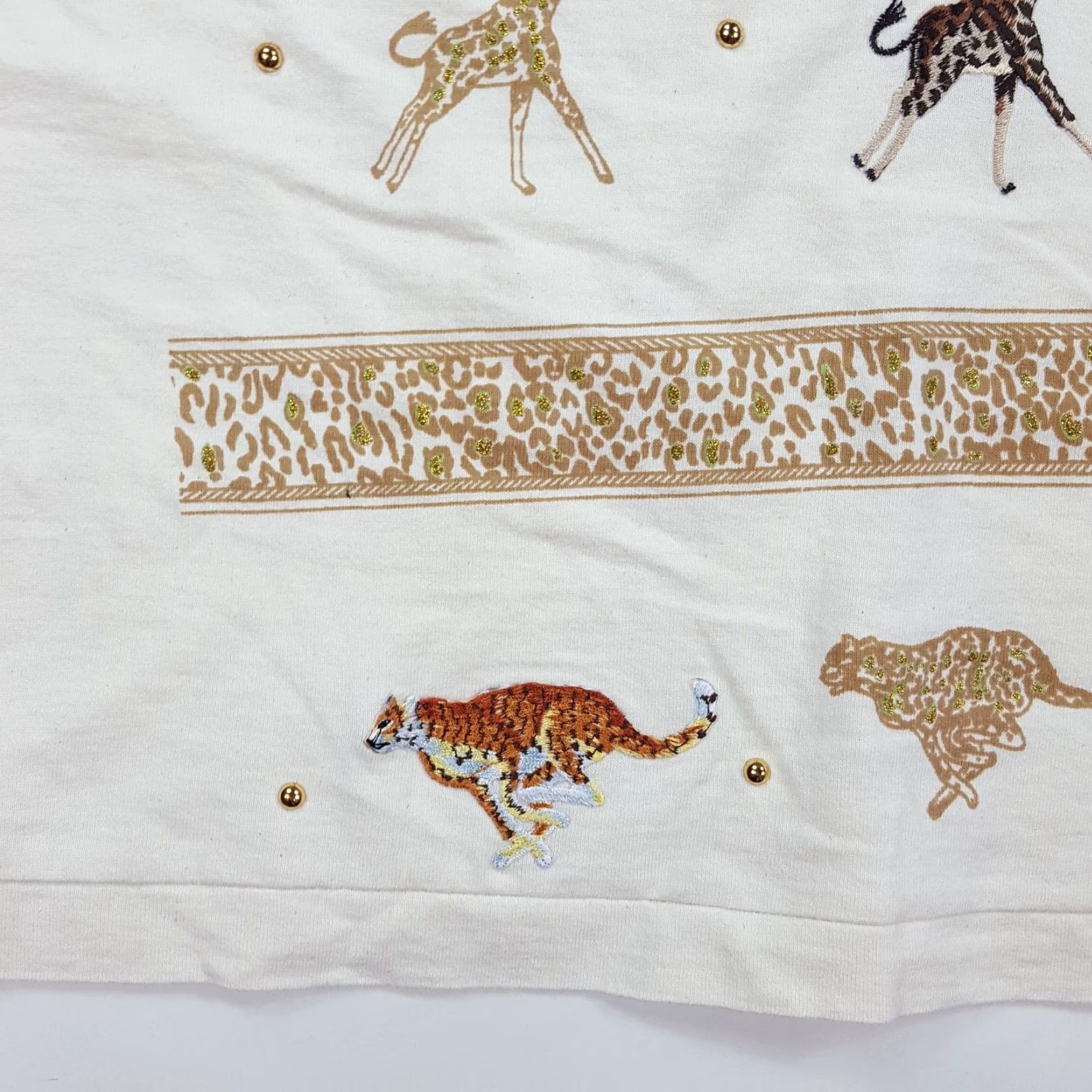 Vintage VINTAGE Jennifer's Studio T-Shirt Women Ivory Cream Lion Giraffe Africa 90s 80s Art Animals Fashion Nature Retro Short Sleeve Crew Neck Pink Periods? Size L / US 10 / IT 46 - 5 Thumbnail