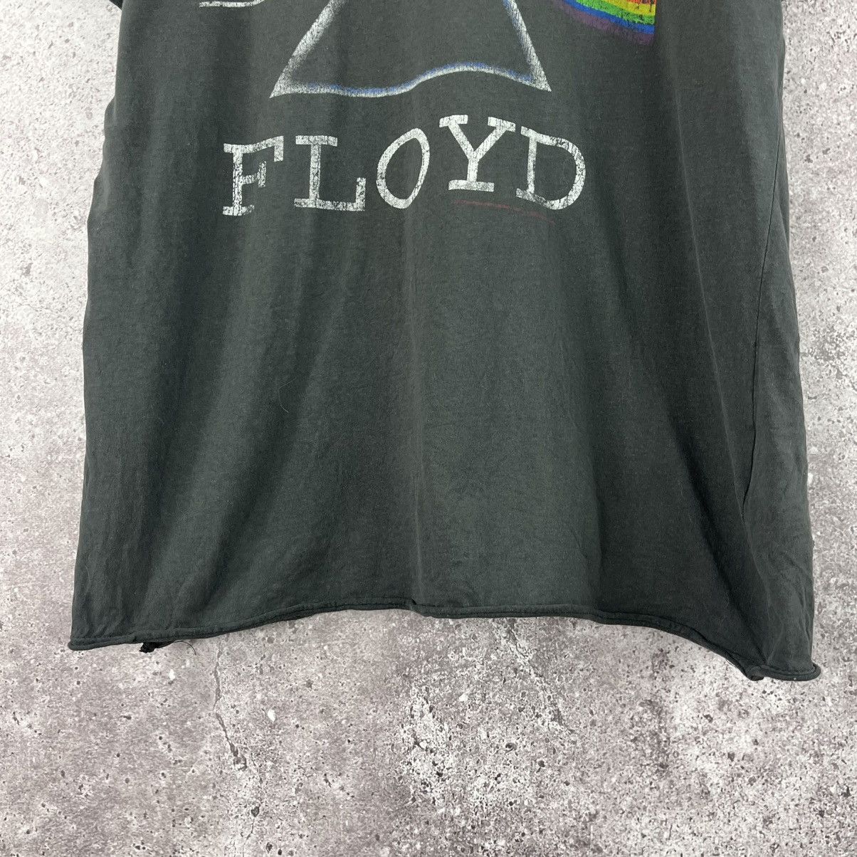 Band Tees Vtg Pink Floyd 2010 Rock T-Shirt Distressed Big Logo Size XL Size US XL / EU 56 / 4 - 4 Thumbnail