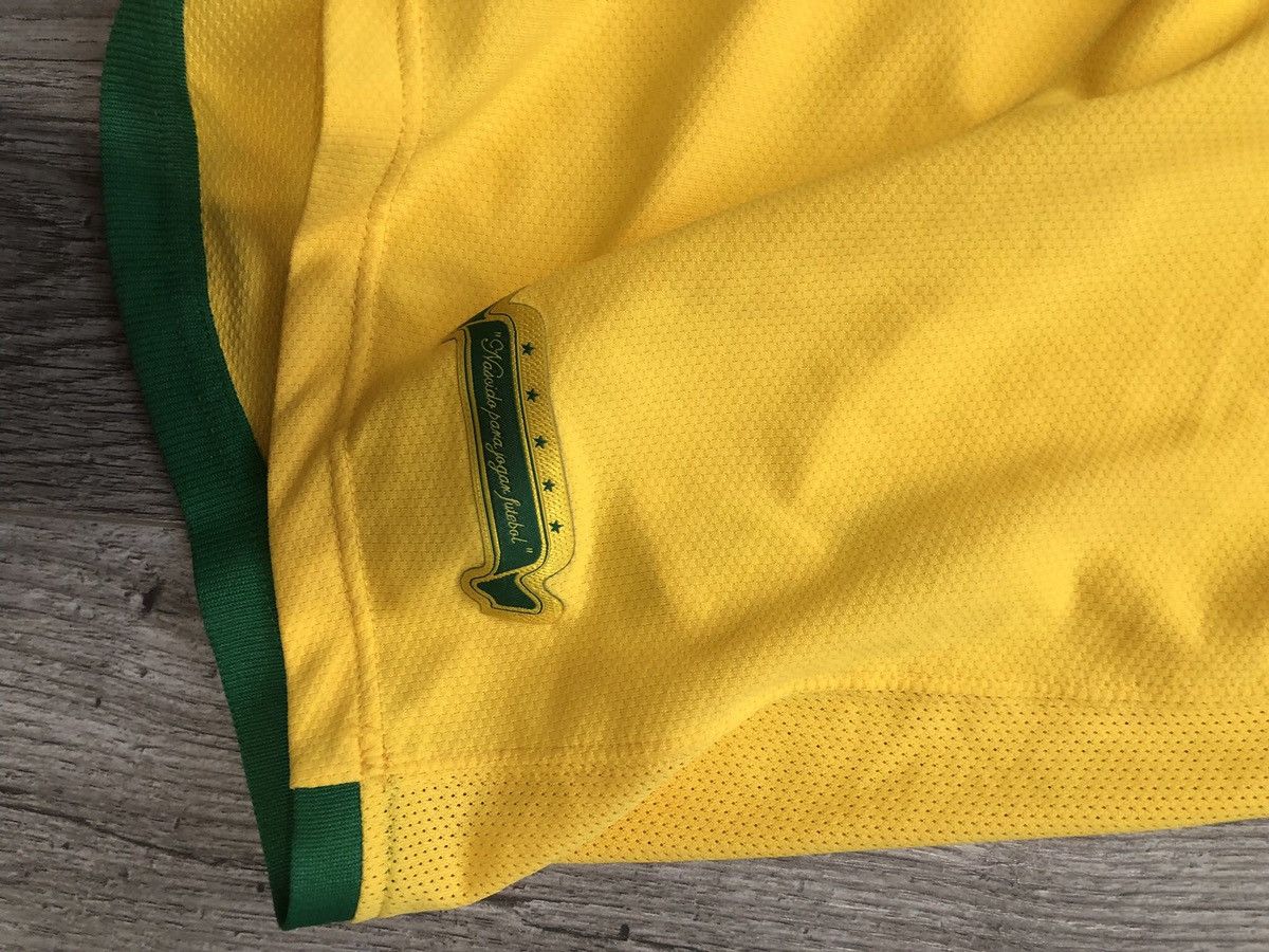 Nike × Vintage Brazil vintage football jersey Size US L / EU 52-54 / 3 - 4 Thumbnail