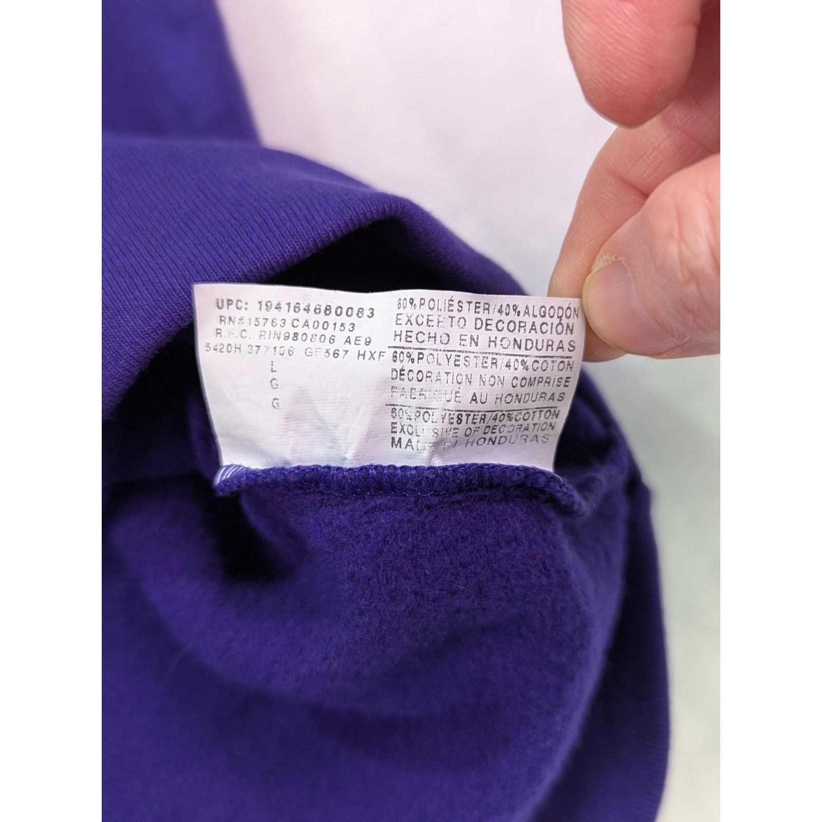 Champion Sz L Purple Powerblend Crewneck Holographic Logo Sweatshirt Size L / US 10 / IT 46 - 9 Thumbnail