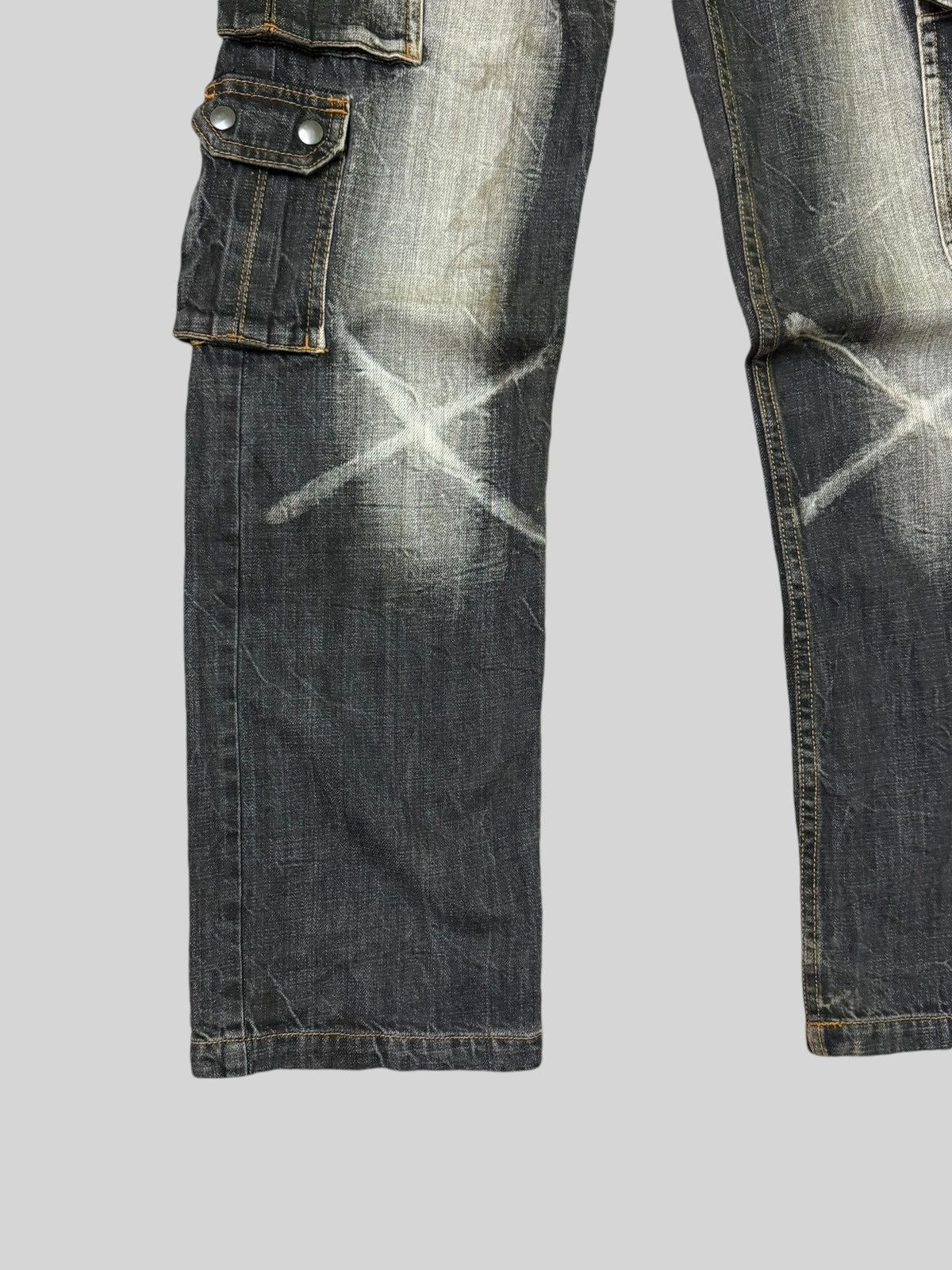 If Six Was Nine VOMANIE MULTI POCKET ACID WASH STYLE CARGO DENIM Size US 31 - 6 Thumbnail