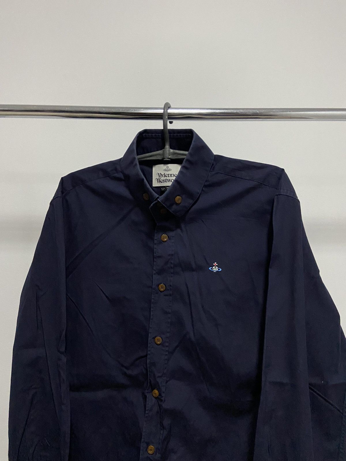 Vintage × Vivienne Westwood Vivienne Westwood Botton Ups Shirts Vintage Orb Logo Luxury Size US L / EU 52-54 / 3 - 2 Thumbnail