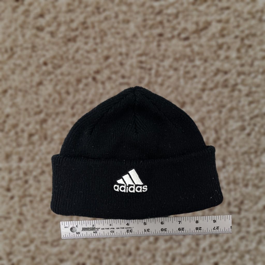 Adidas VINTAGE not applicable; item is Adidas Beanie Toque Adult One Size Black Knit Climawarm 100% Acrylic Snow Ski Size ONE SIZE - 1 Thumbnail