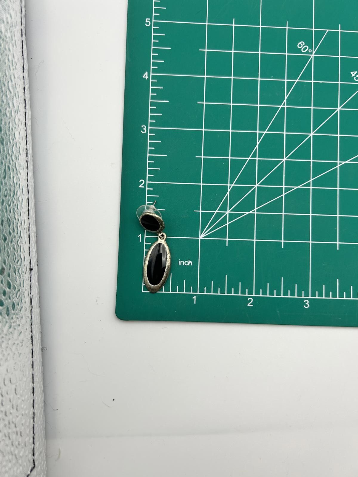 Designer Vintage Drop Earrings Unisex Minimalist Streetwear Accessory Size ONE SIZE - 5 Thumbnail