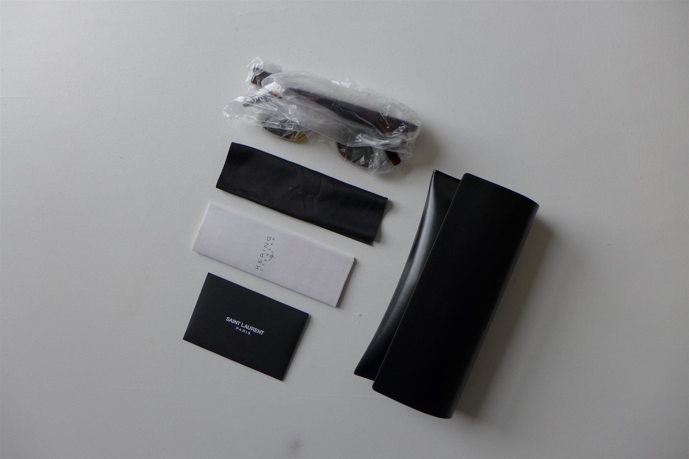 Saint Laurent Paris Saint Laurent SL560 Sunglasses - Tortoise Acetate Size ONE SIZE - 3 Thumbnail