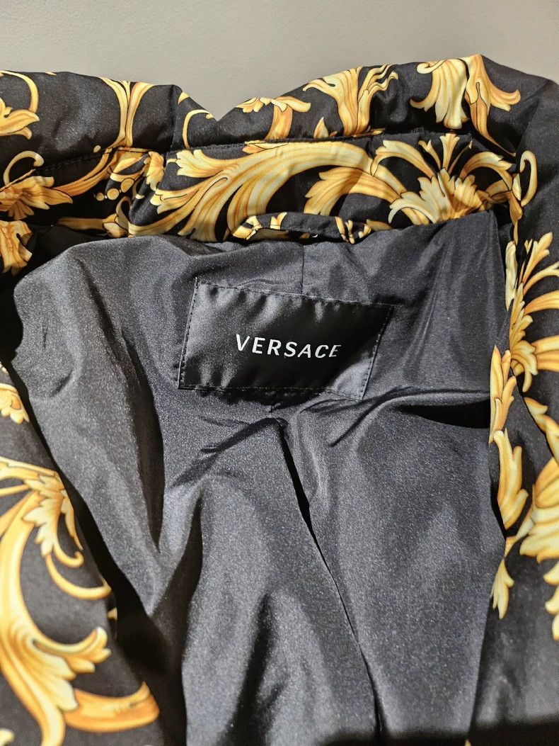 Versace Versace Classic color long cotton clothes Size US M / EU 48-50 / 2 - 2 Thumbnail