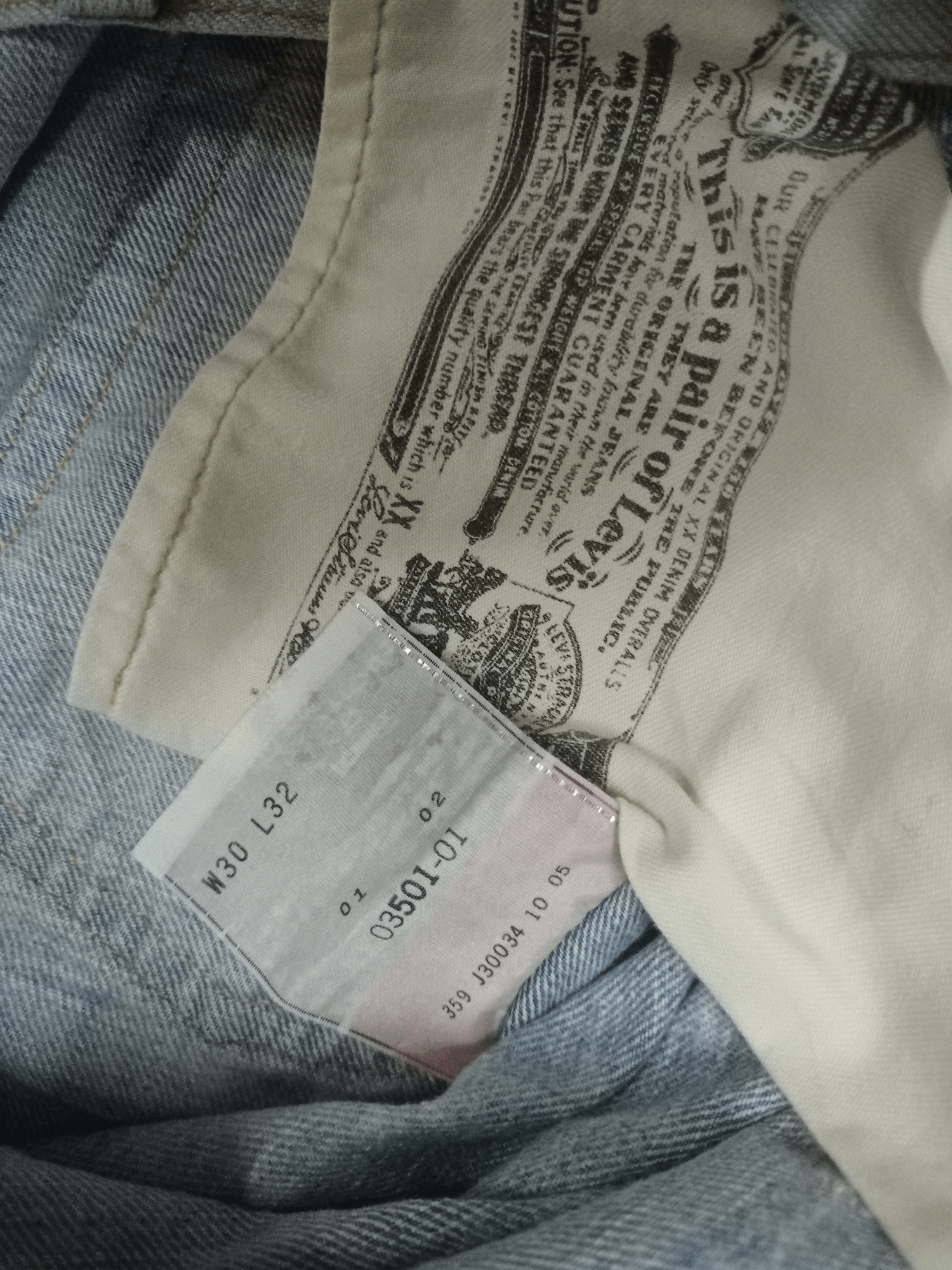 Levi's × Levi's Vintage Clothing Vintage 90s Levis 501 Blue Wash Baggy Style Distressed Jeans Size US 32 / EU 48 - 14 Thumbnail