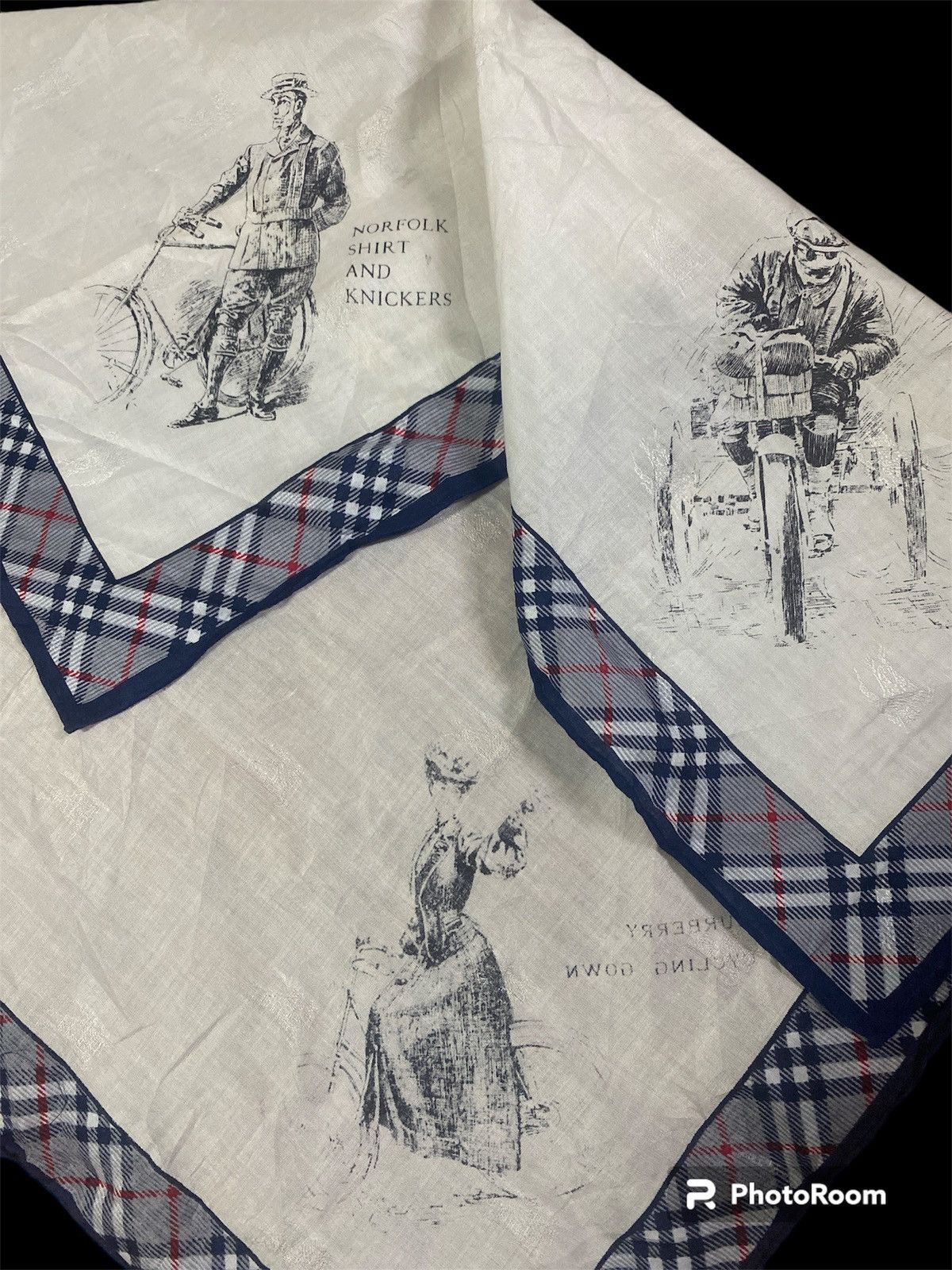 Burberry Burberry handkerchief Size ONE SIZE - 6 Thumbnail