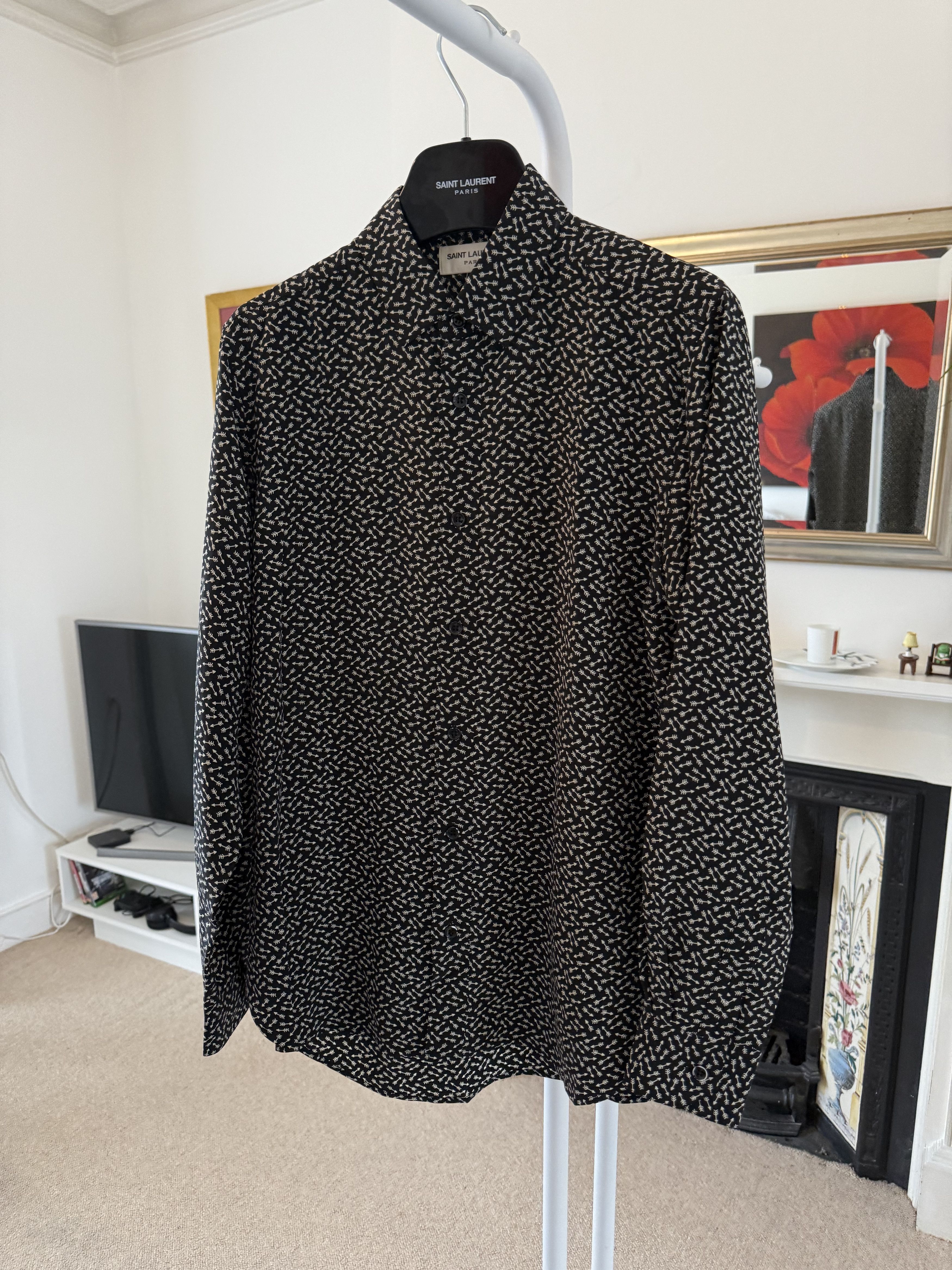 Hedi Slimane × Saint Laurent Paris FW15 Saint Laurent Silk Arrow Shirt Size US M / EU 48-50 / 2 - 3 Thumbnail
