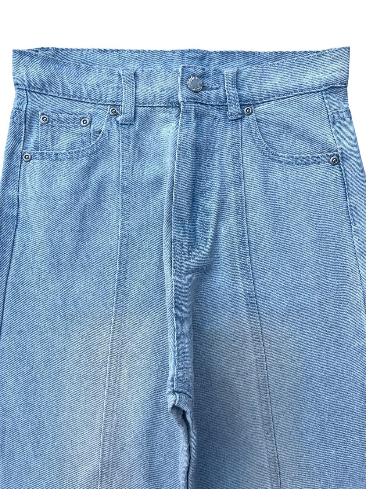 Japanese Brand Vintage Japanese Brand Front Seam Light Blue Wash Flare Jean Size 26" / US 2 / IT 38 - 3 Thumbnail