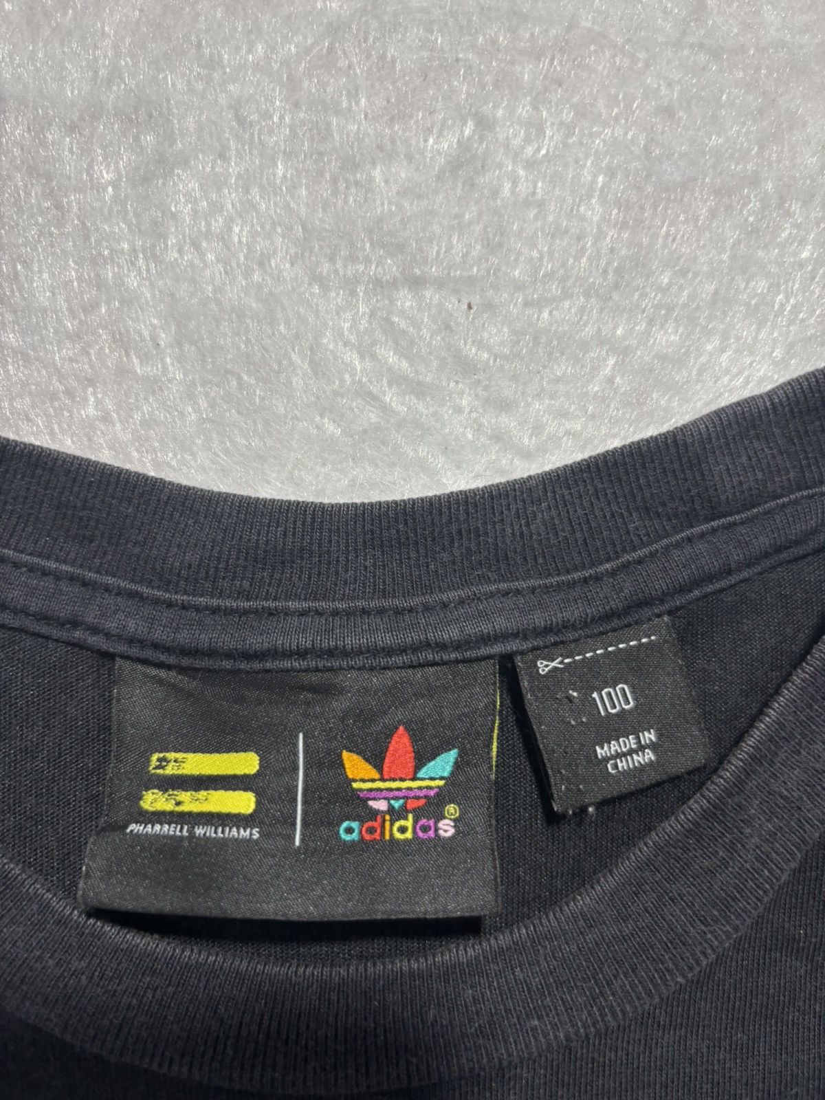 Adidas × Pharrell Adidas x Pharrell Williams Tshirt Size US M / EU 48-50 / 2 - 3 Thumbnail