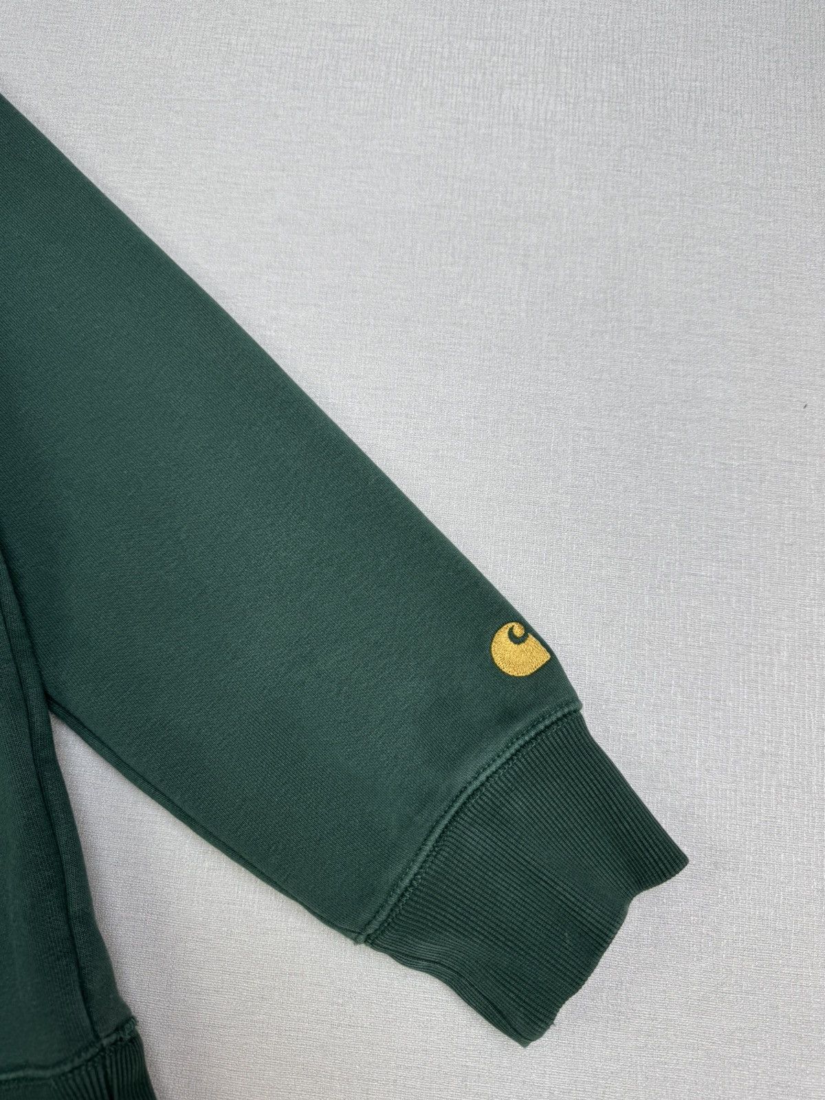 Carhartt × Vintage Men’s Carhartt WIP Chase Sweatshirt size M Size US M / EU 48-50 / 2 - 4 Thumbnail